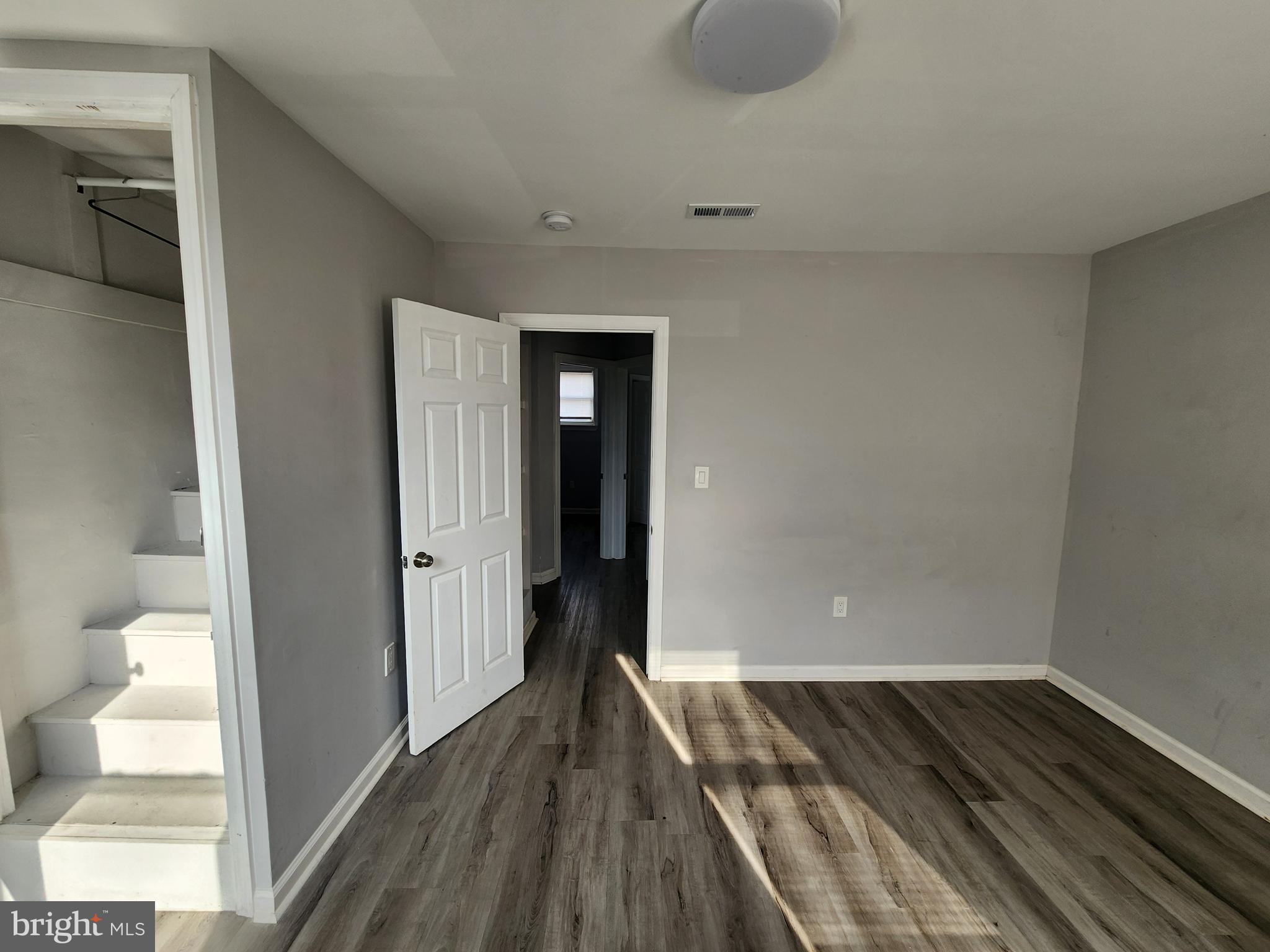 FOUR BY FOUR - Residential