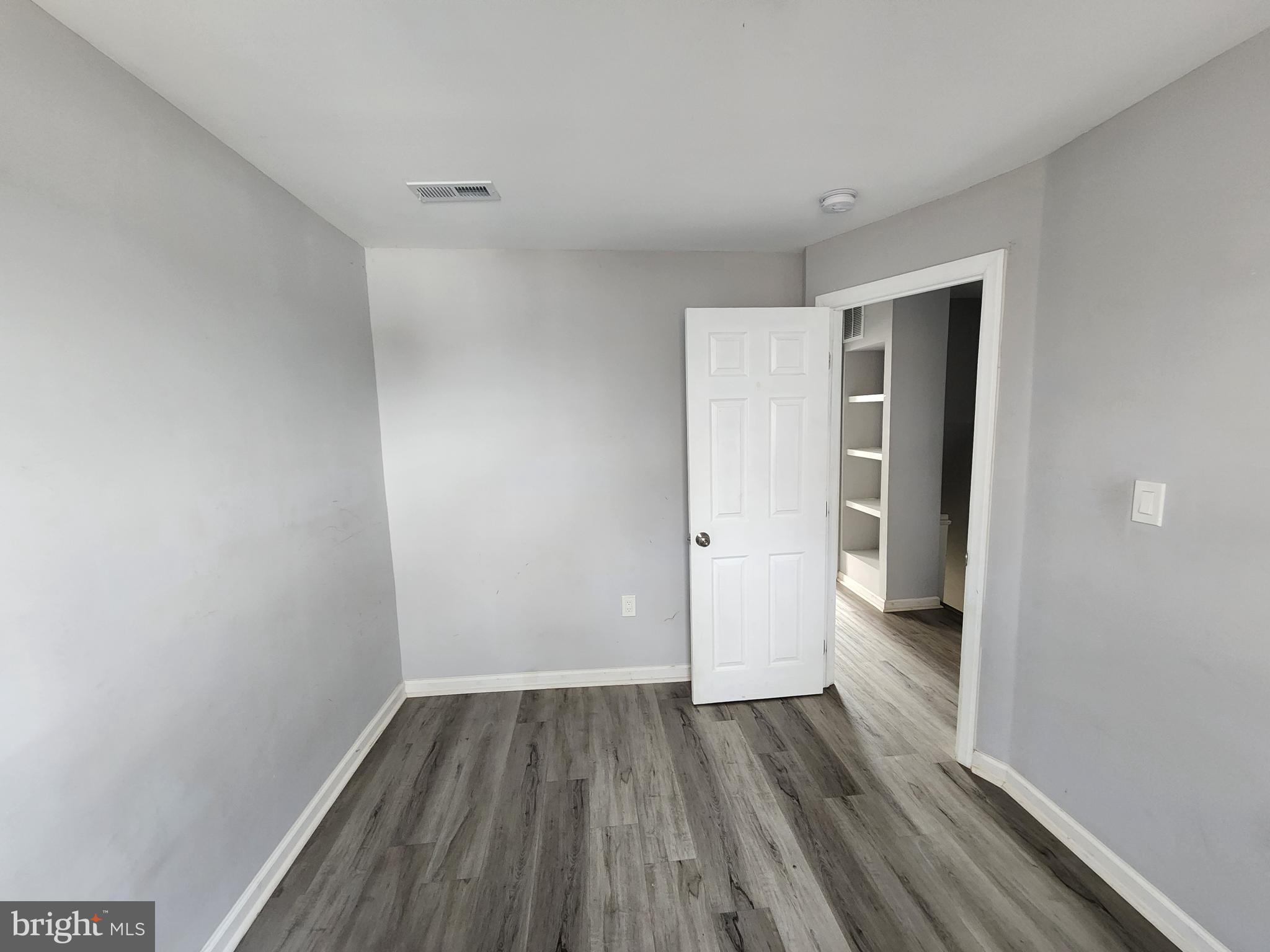 FOUR BY FOUR - Residential