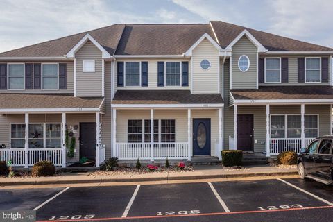 Townhouse For Sale - 1205 Settlers Lane<br/> Harrisonburg City County, HARRISONBURG, VA 22802