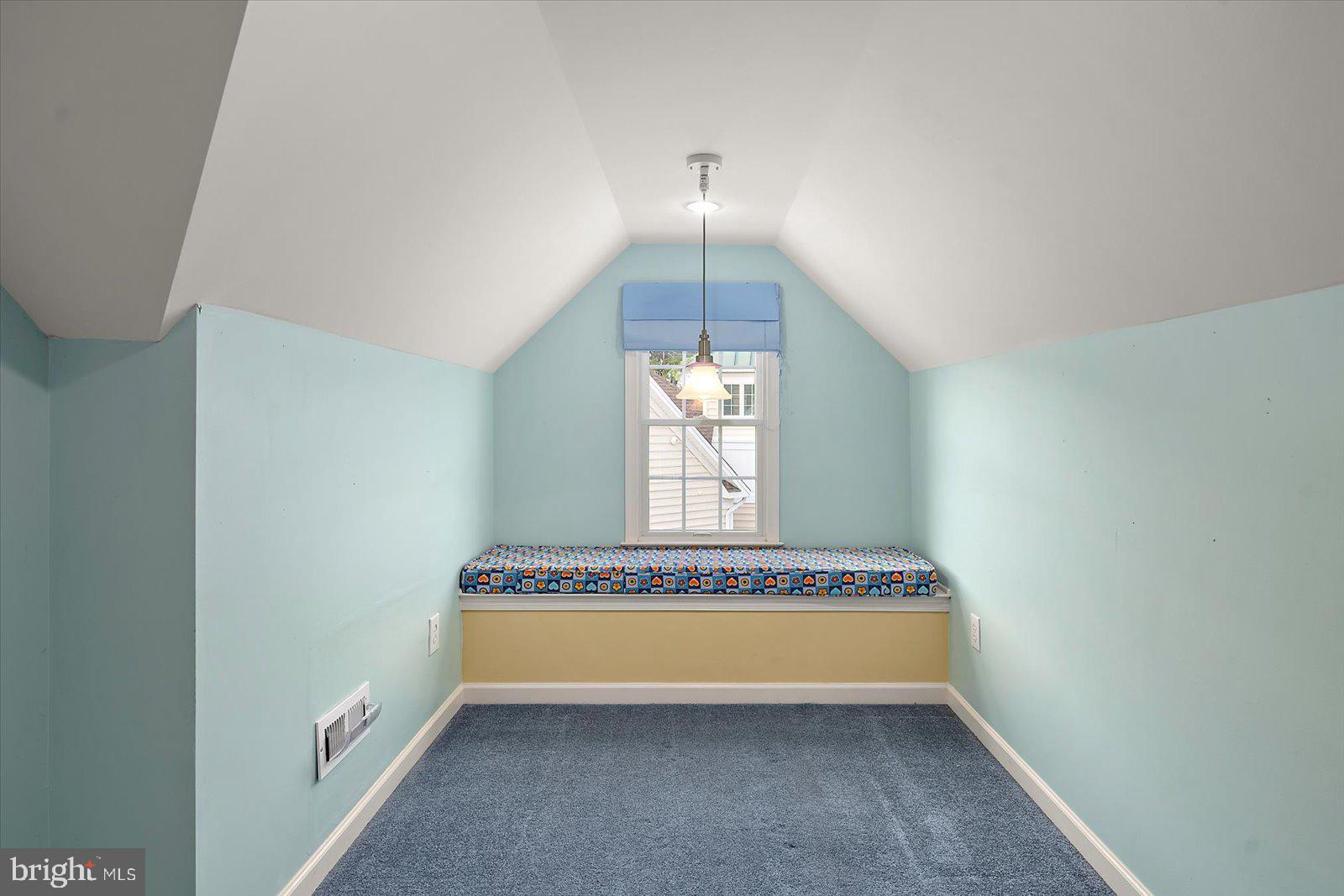 BAYSIDE - Residential