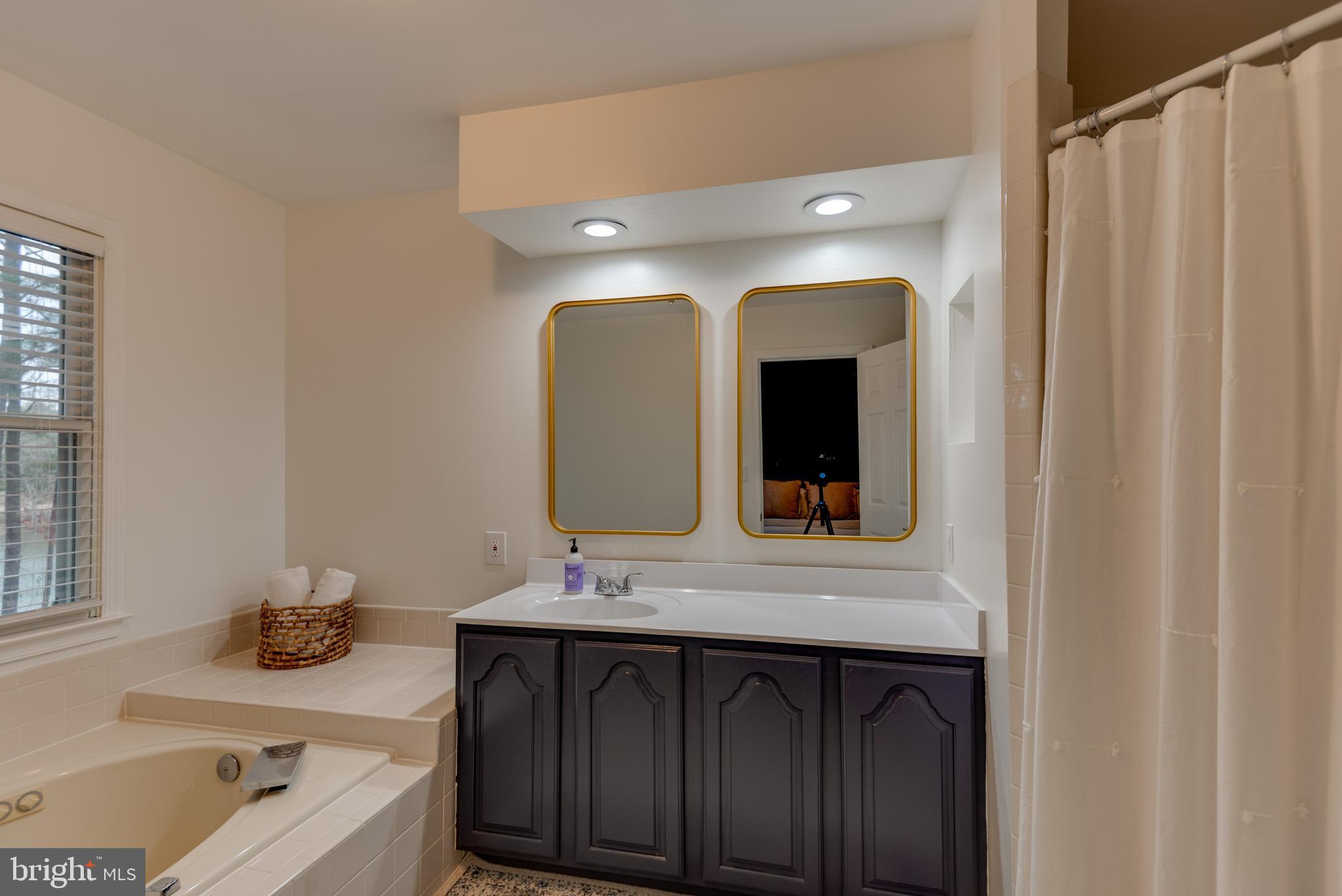 BRETON BAY PUD - Residential Lease