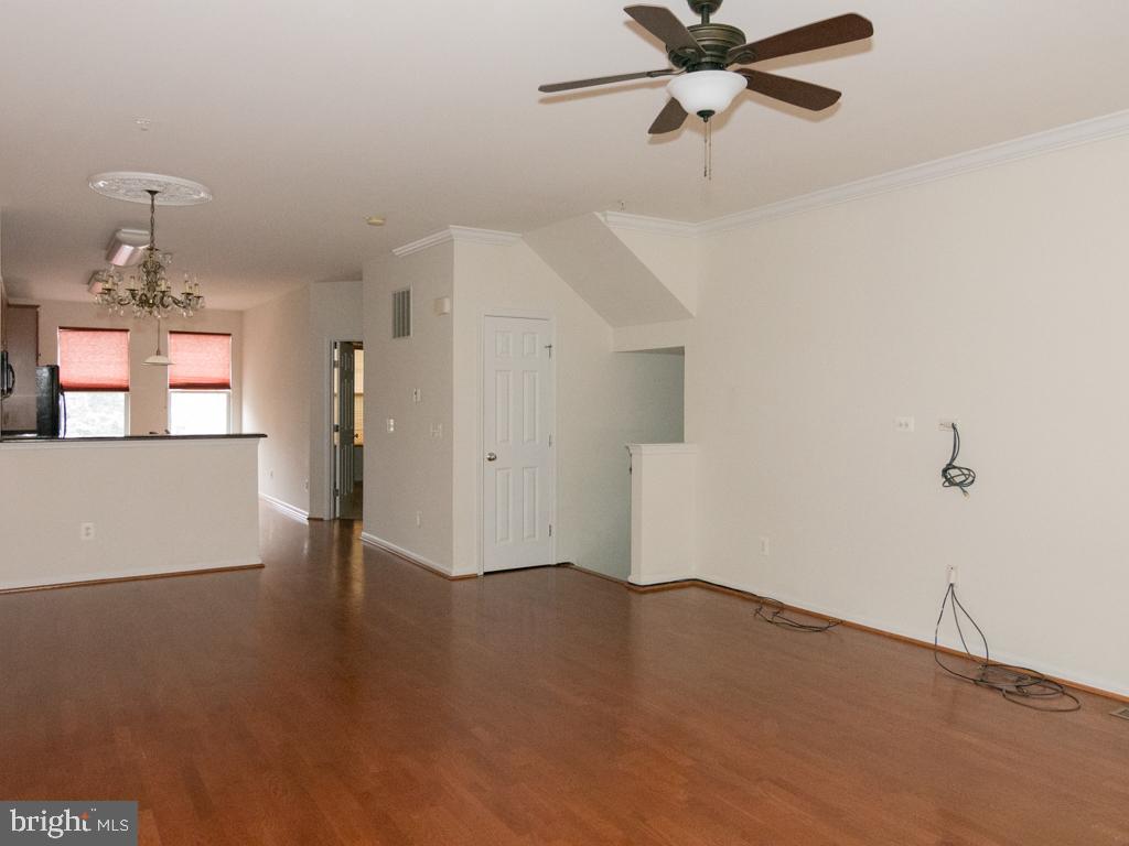 RIVER OAKS - Residential Lease