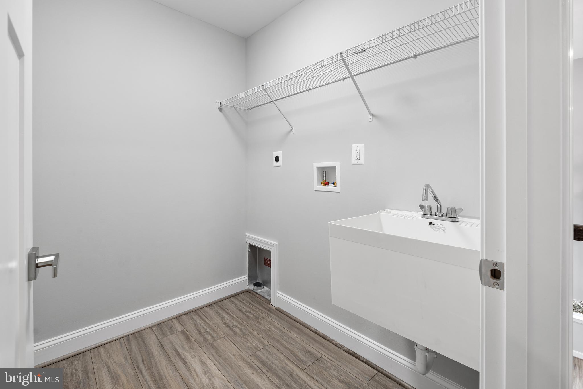 HOLMEHURST - Residential