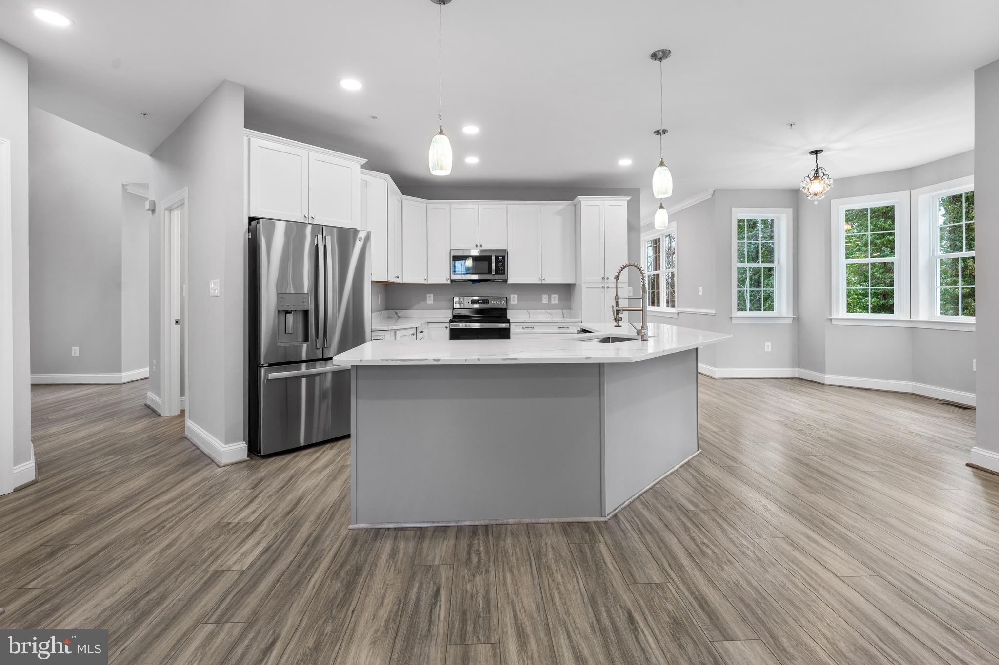 HOLMEHURST - Residential