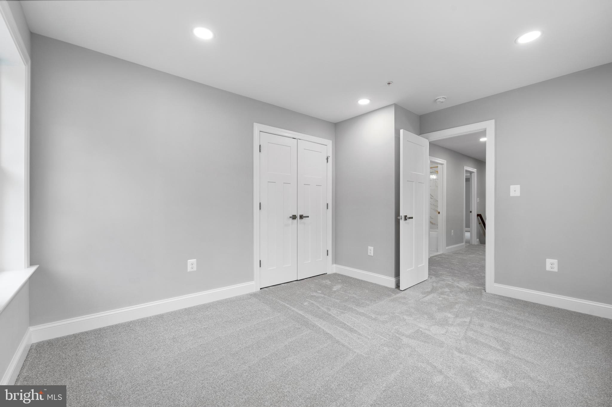 HOLMEHURST - Residential