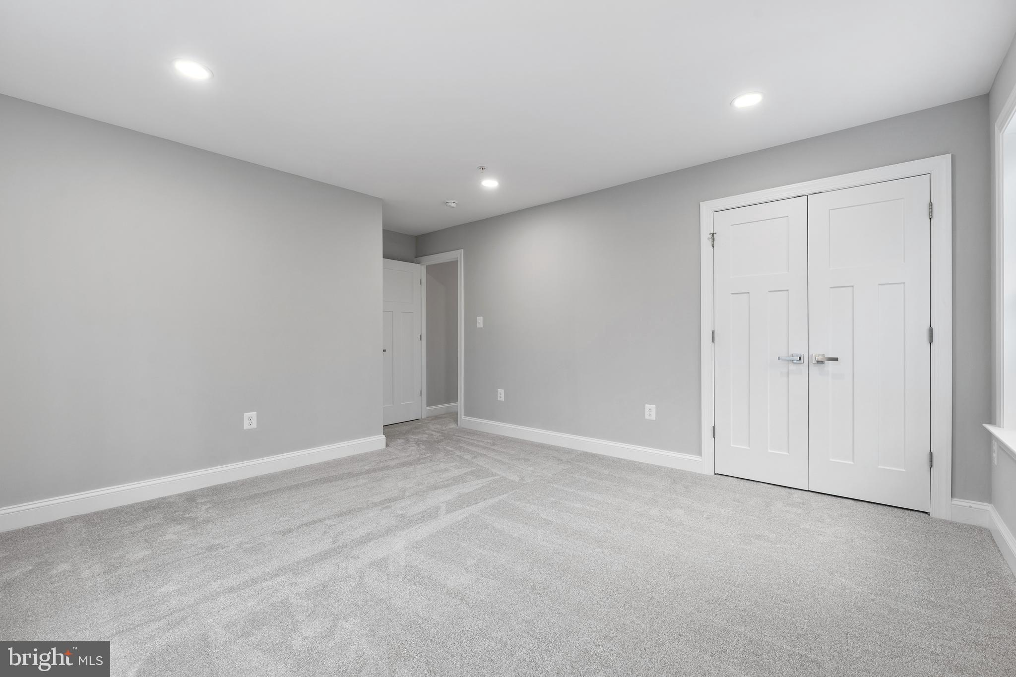 HOLMEHURST - Residential