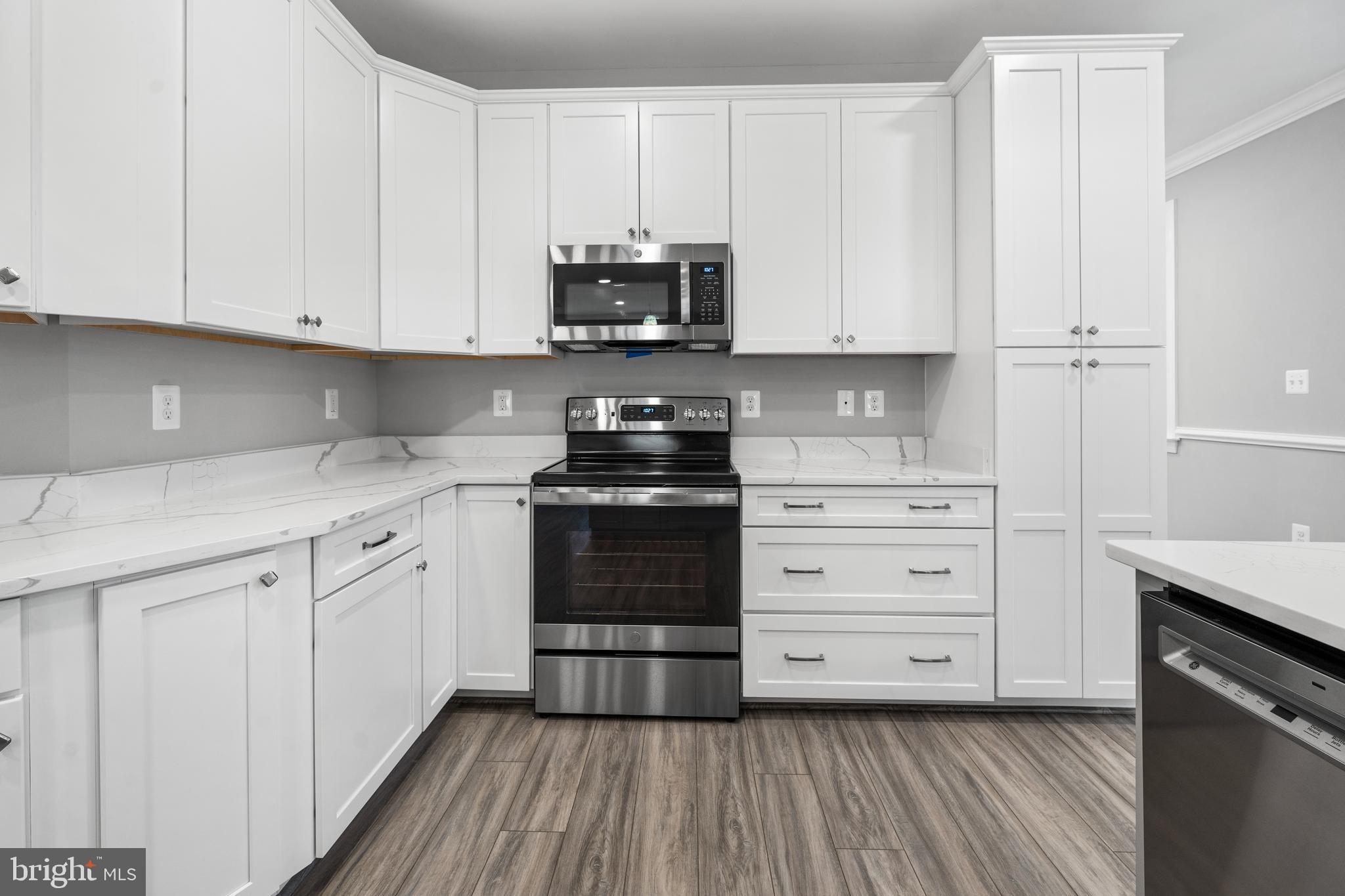 HOLMEHURST - Residential