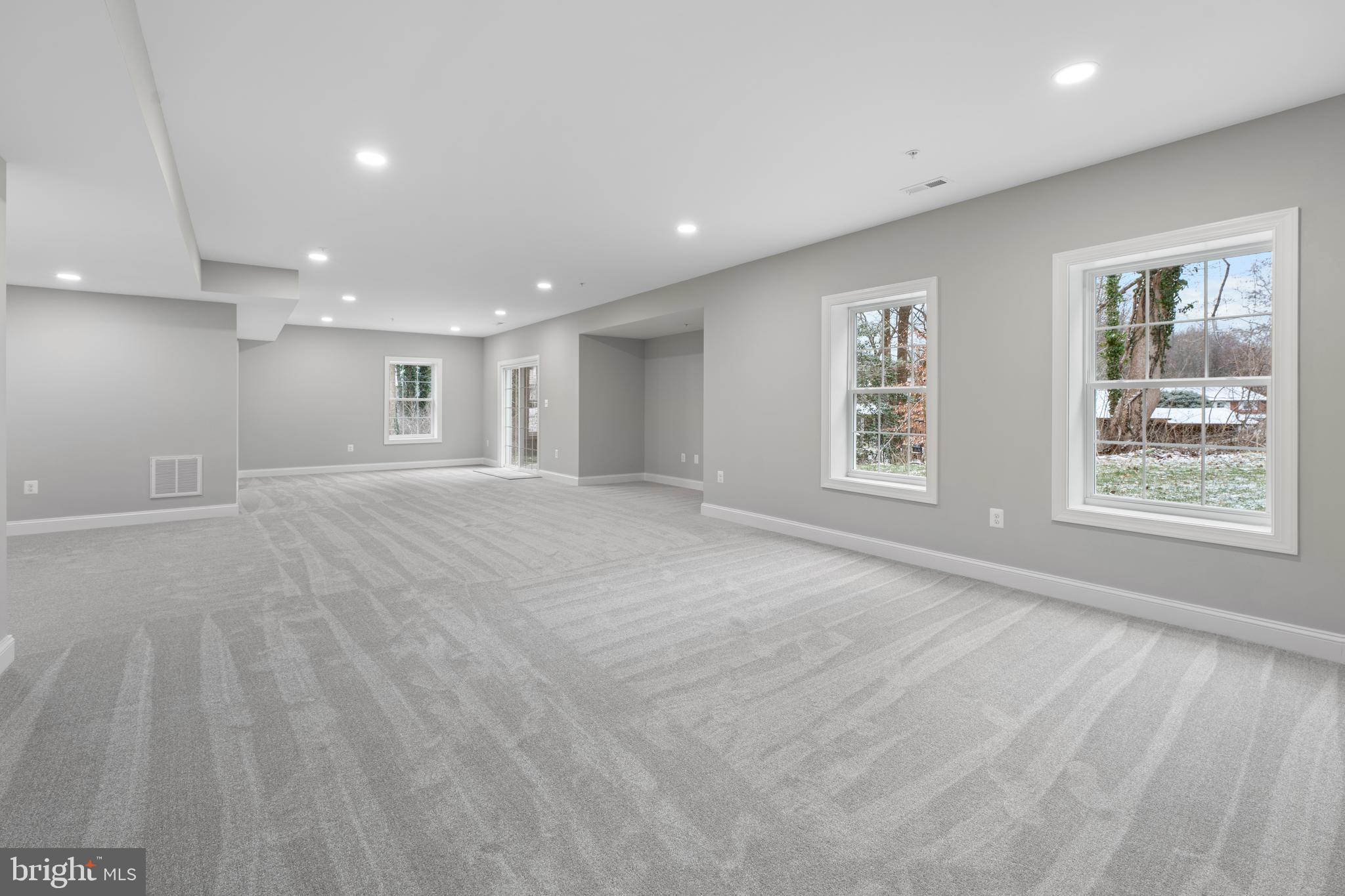 HOLMEHURST - Residential