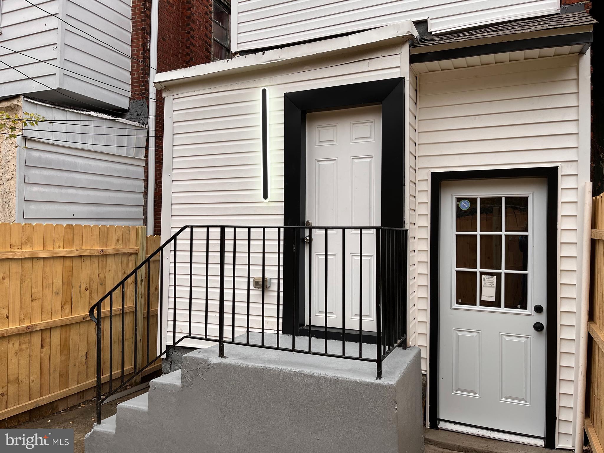 PHILADELPHIA (WEST) - Residential