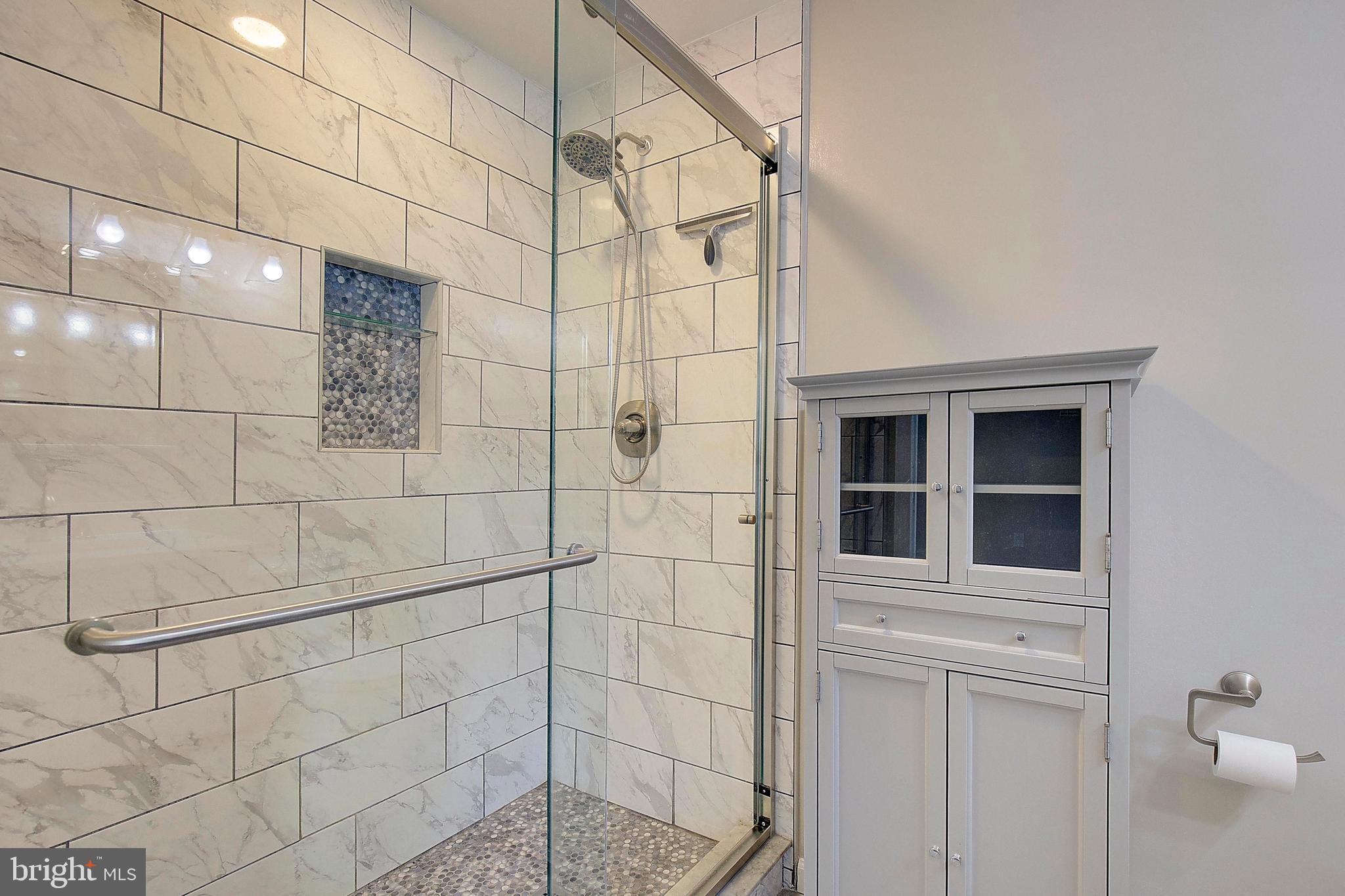 FOUR SEASONS ESTATES - Residential