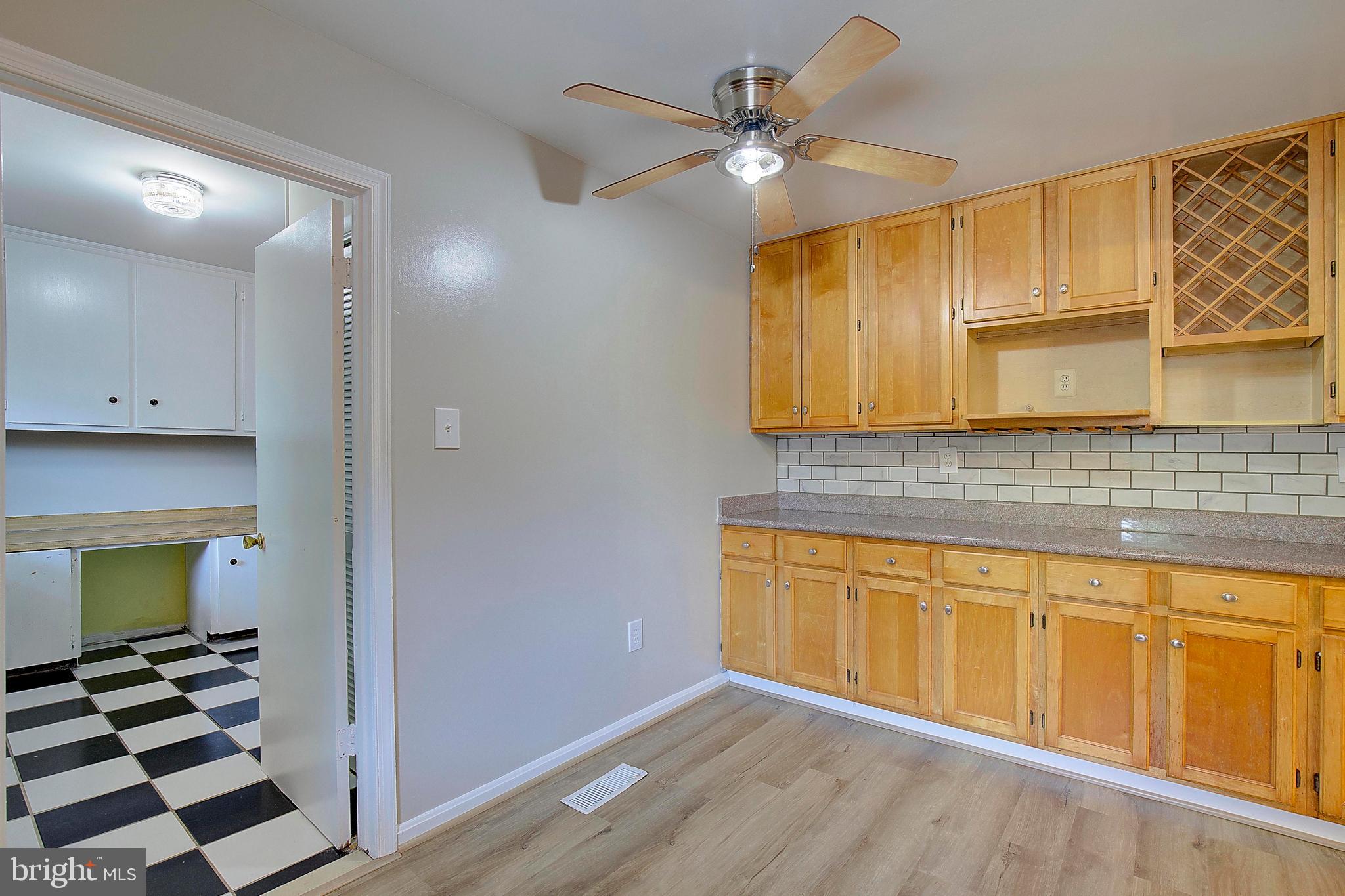 FOUR SEASONS ESTATES - Residential