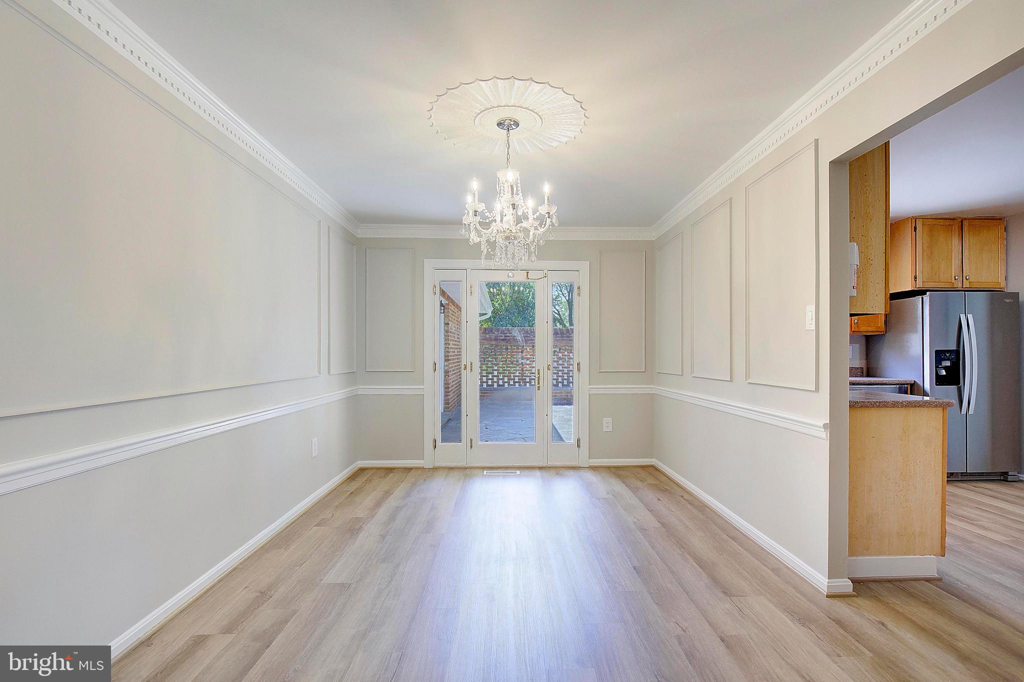 FOUR SEASONS ESTATES - Residential