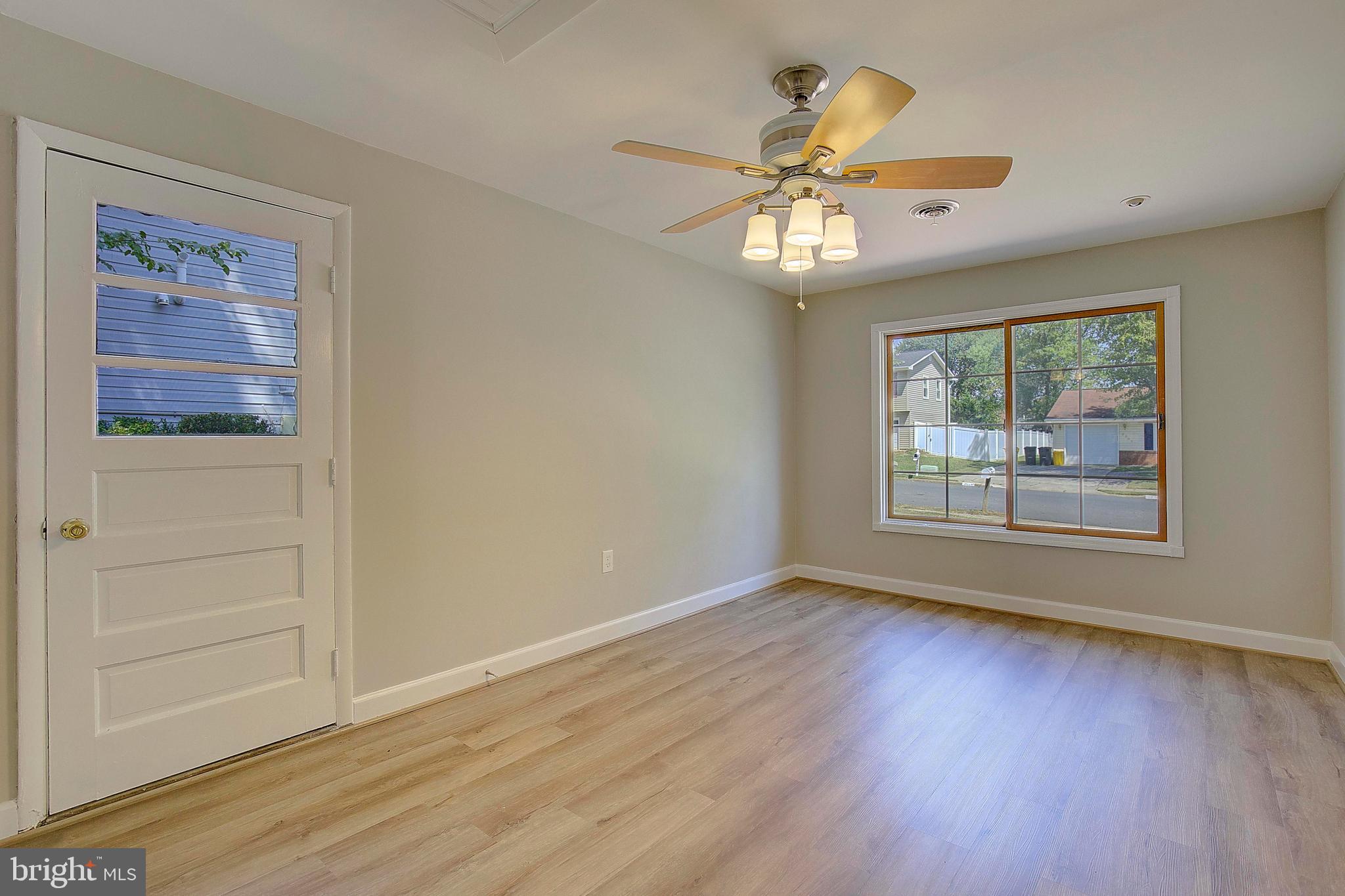 FOUR SEASONS ESTATES - Residential