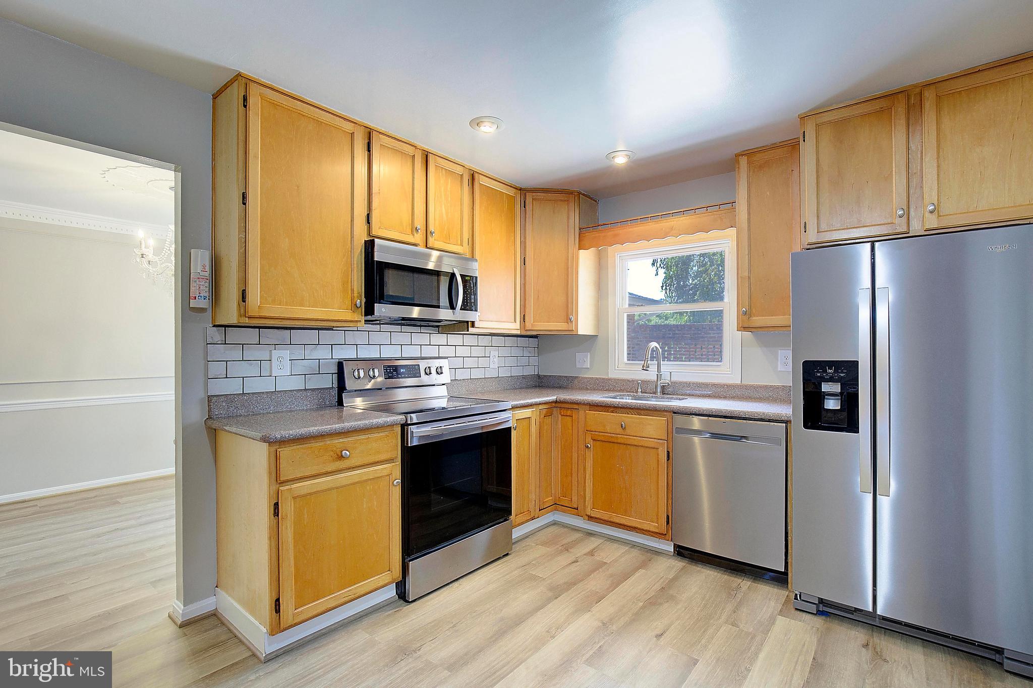 FOUR SEASONS ESTATES - Residential