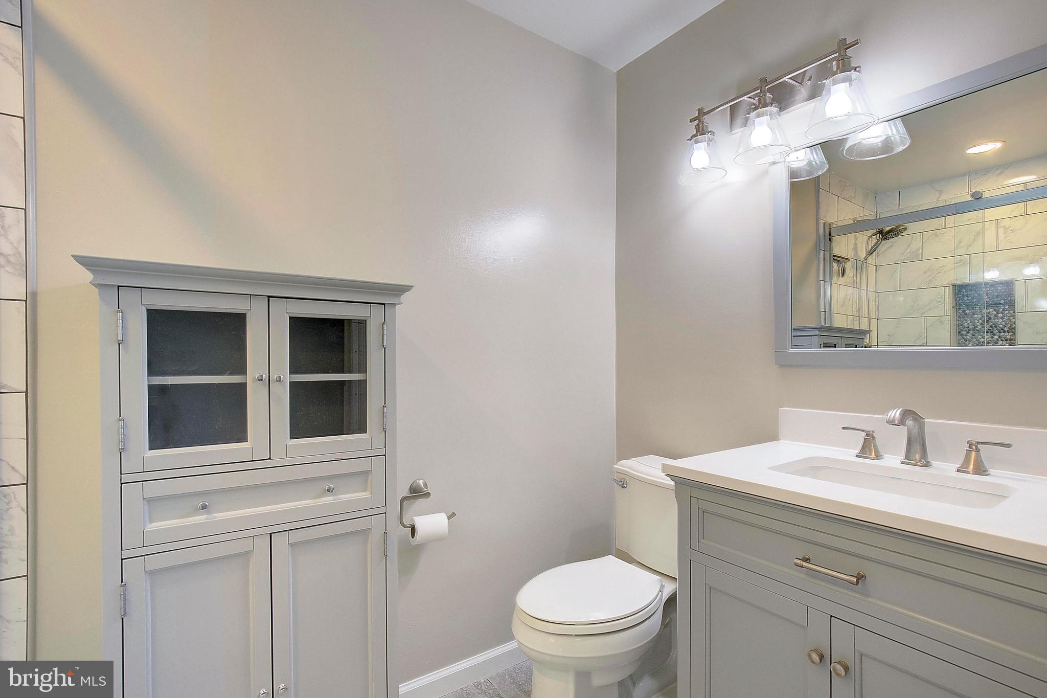 FOUR SEASONS ESTATES - Residential