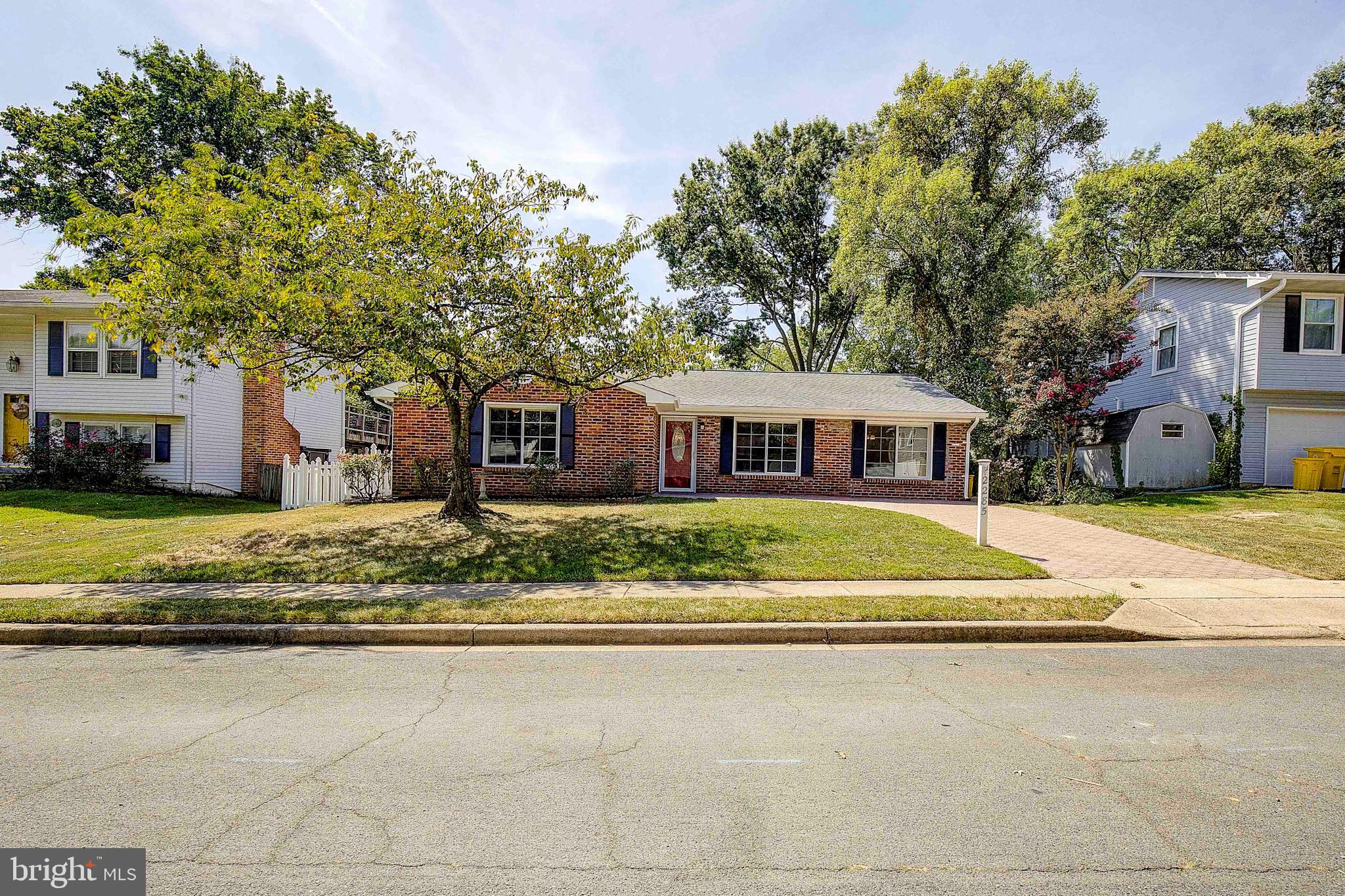 FOUR SEASONS ESTATES - Residential