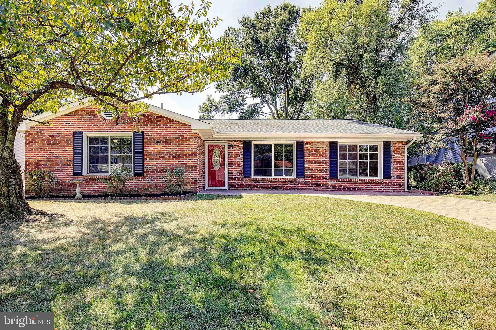 FOUR SEASONS ESTATES - Residential