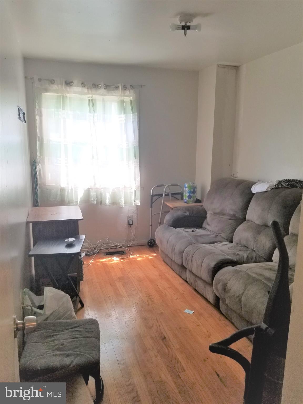 FRANKLIN SQUARE HISTORIC DISTRICT - Residential