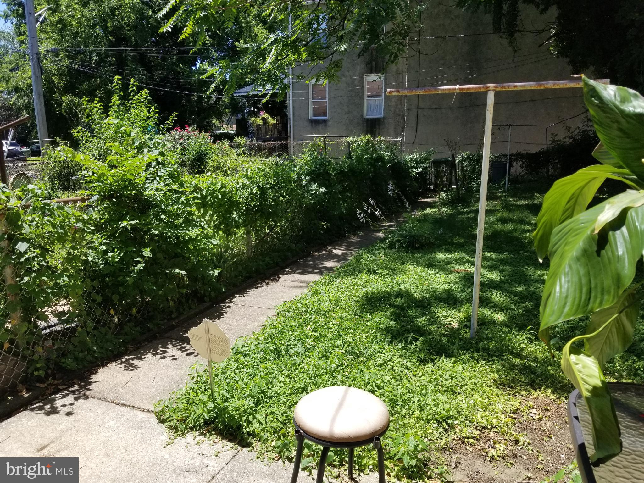 FRANKLIN SQUARE HISTORIC DISTRICT - Residential