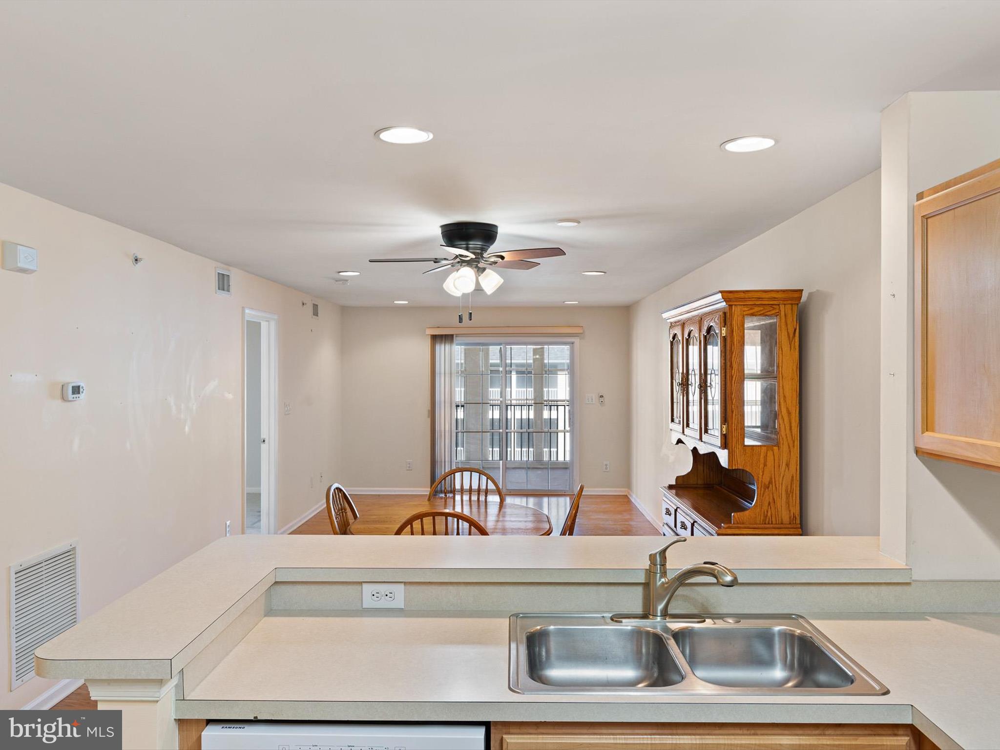 CONGRESSIONAL VILLAG - Residential