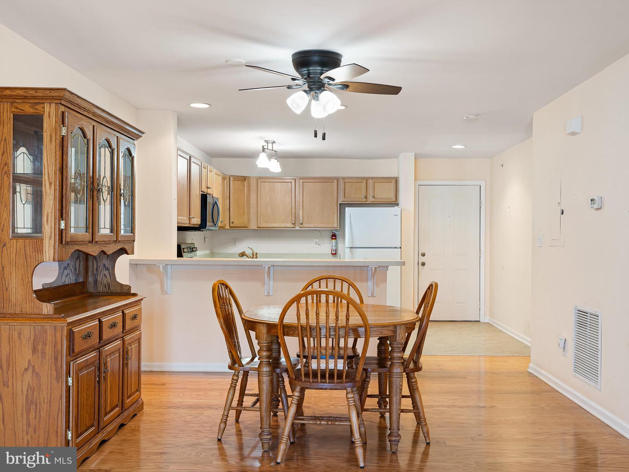 CONGRESSIONAL VILLAG - Residential