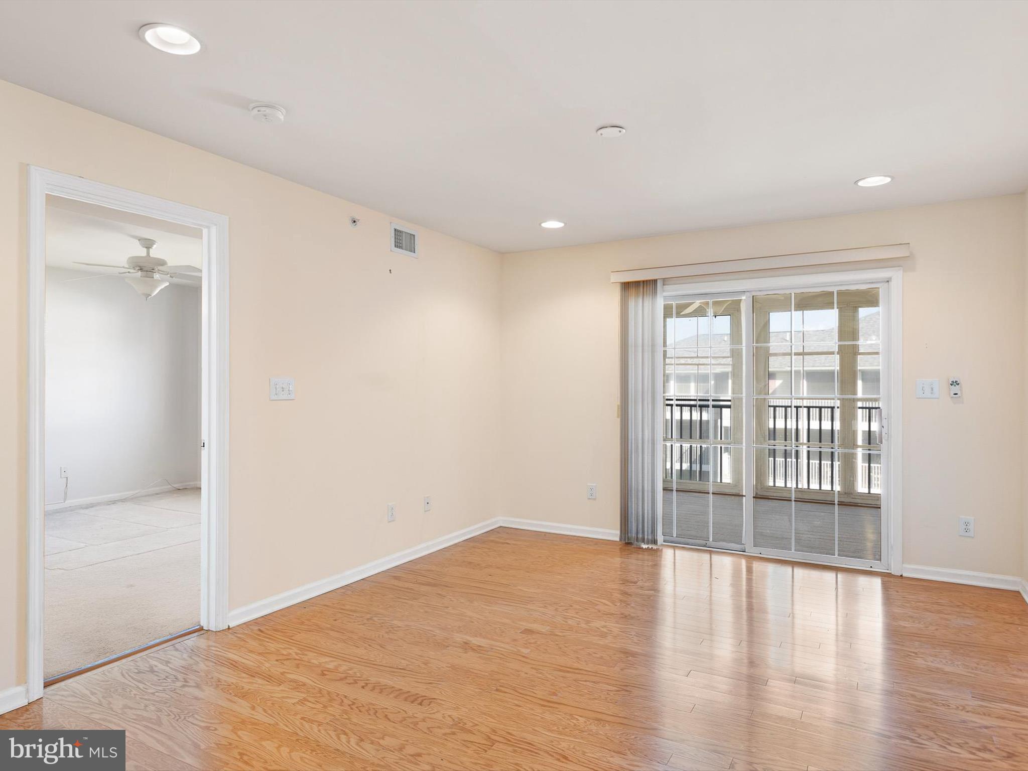 CONGRESSIONAL VILLAG - Residential