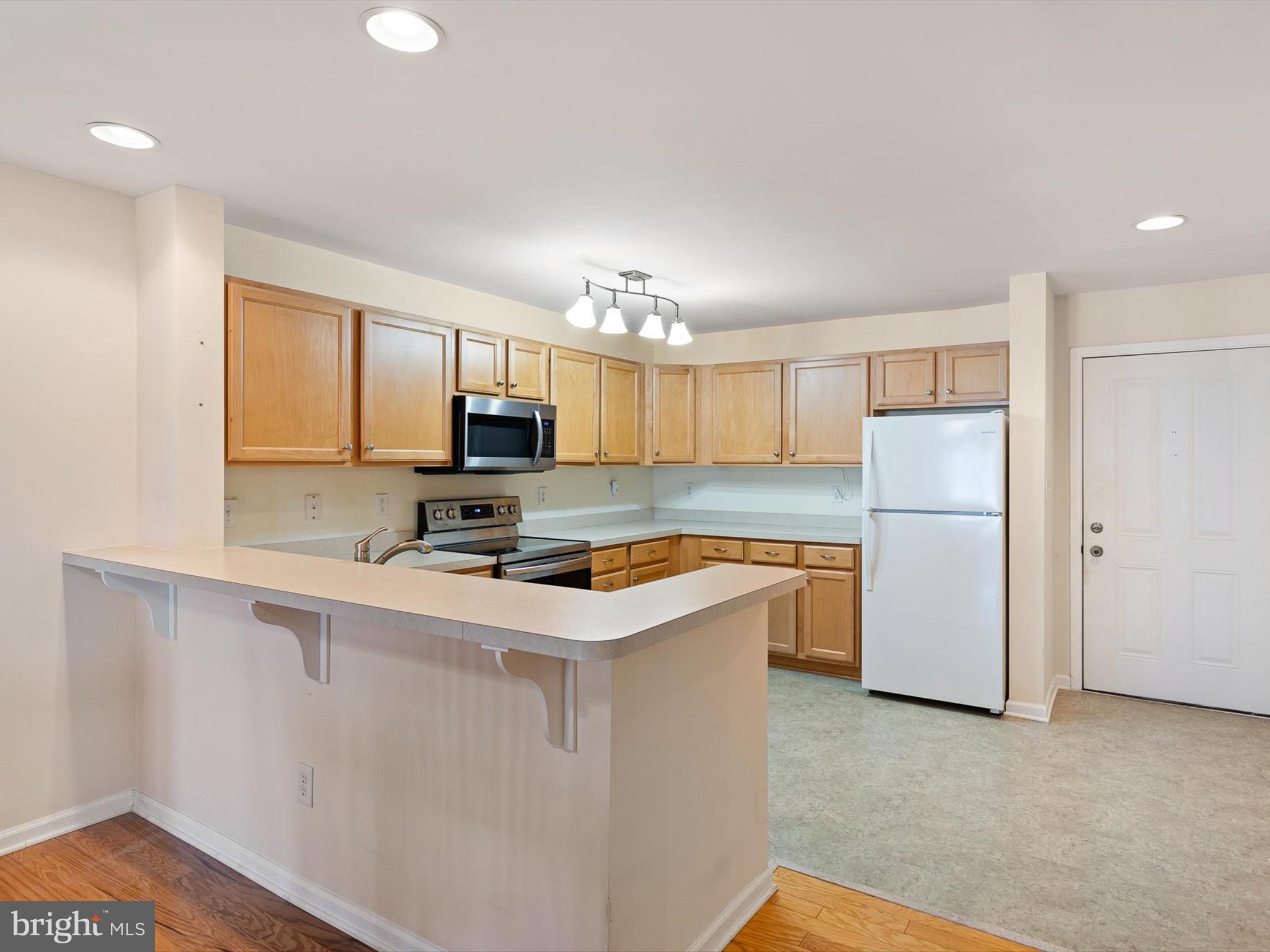 CONGRESSIONAL VILLAG - Residential