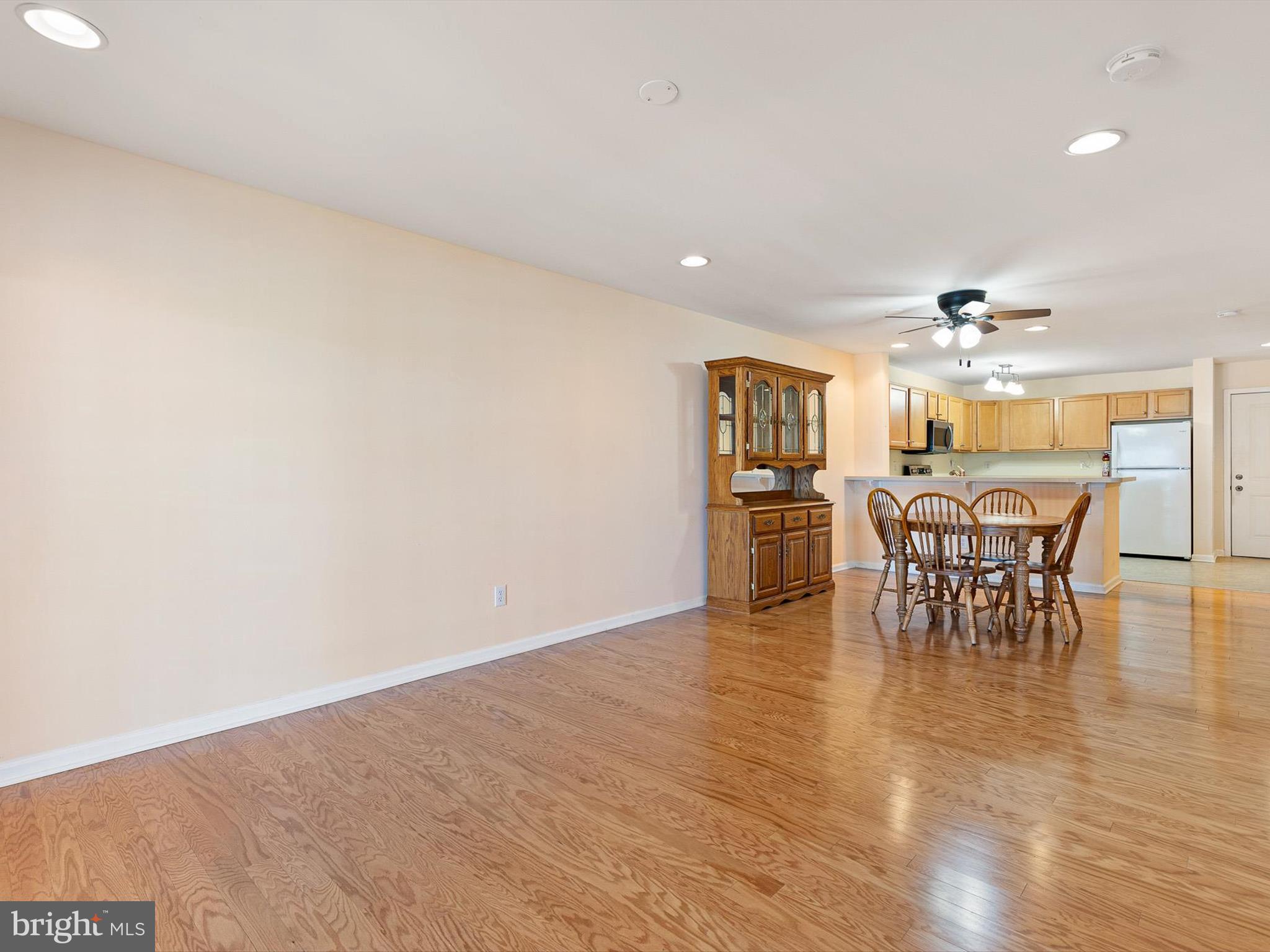 CONGRESSIONAL VILLAG - Residential