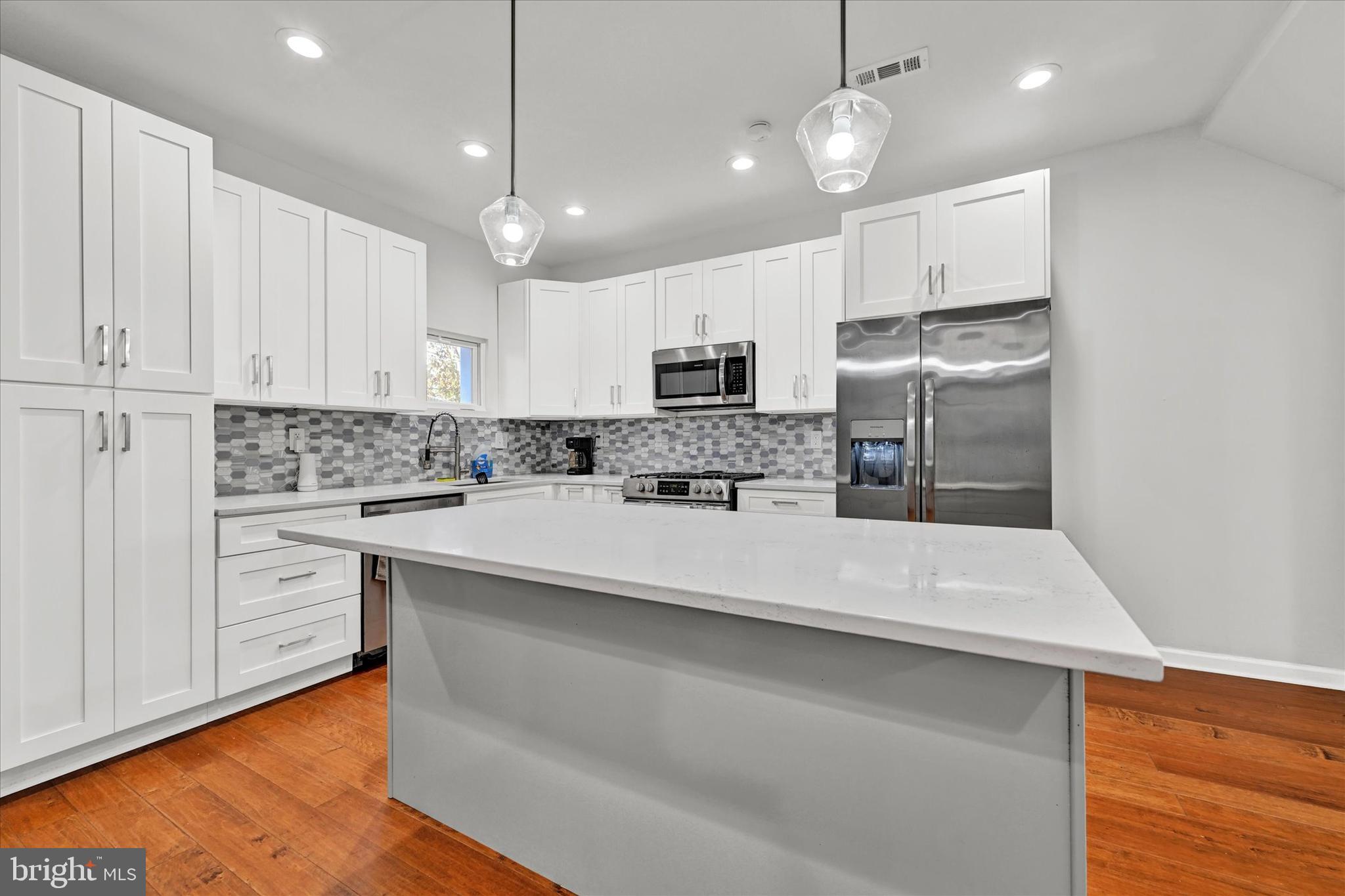 IRVINGTON - Residential