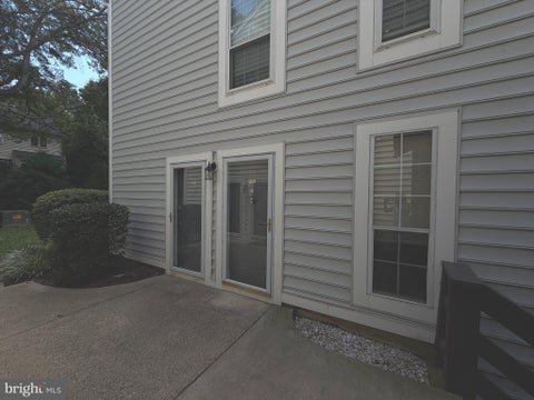 Condo For Rent - 10050 Oakton Terrace Road<br/> OAKTON, VA 22124