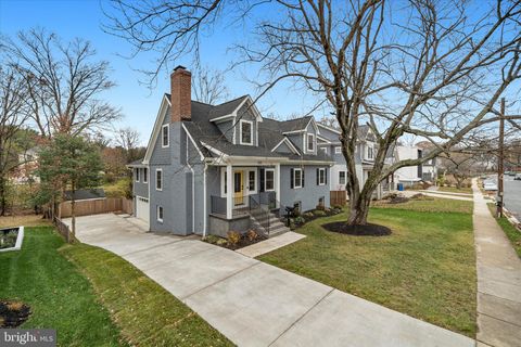 707 MEADOW LANE SW VIENNA VA 22180