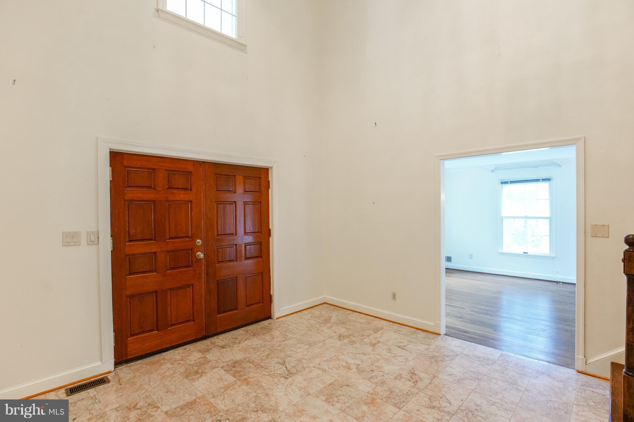 RIVERS EDGE - Residential