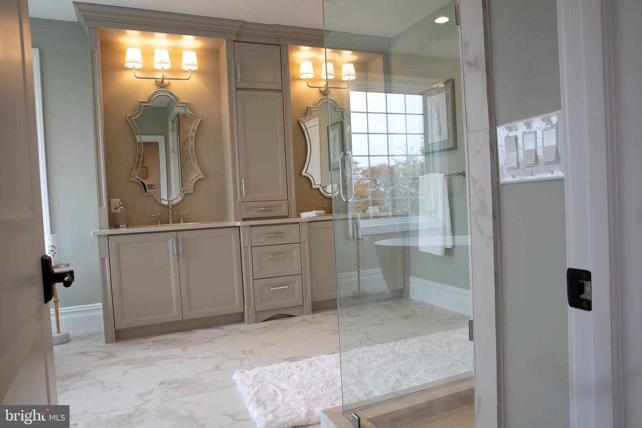 MAKEFIELD MEADOWS - Residential