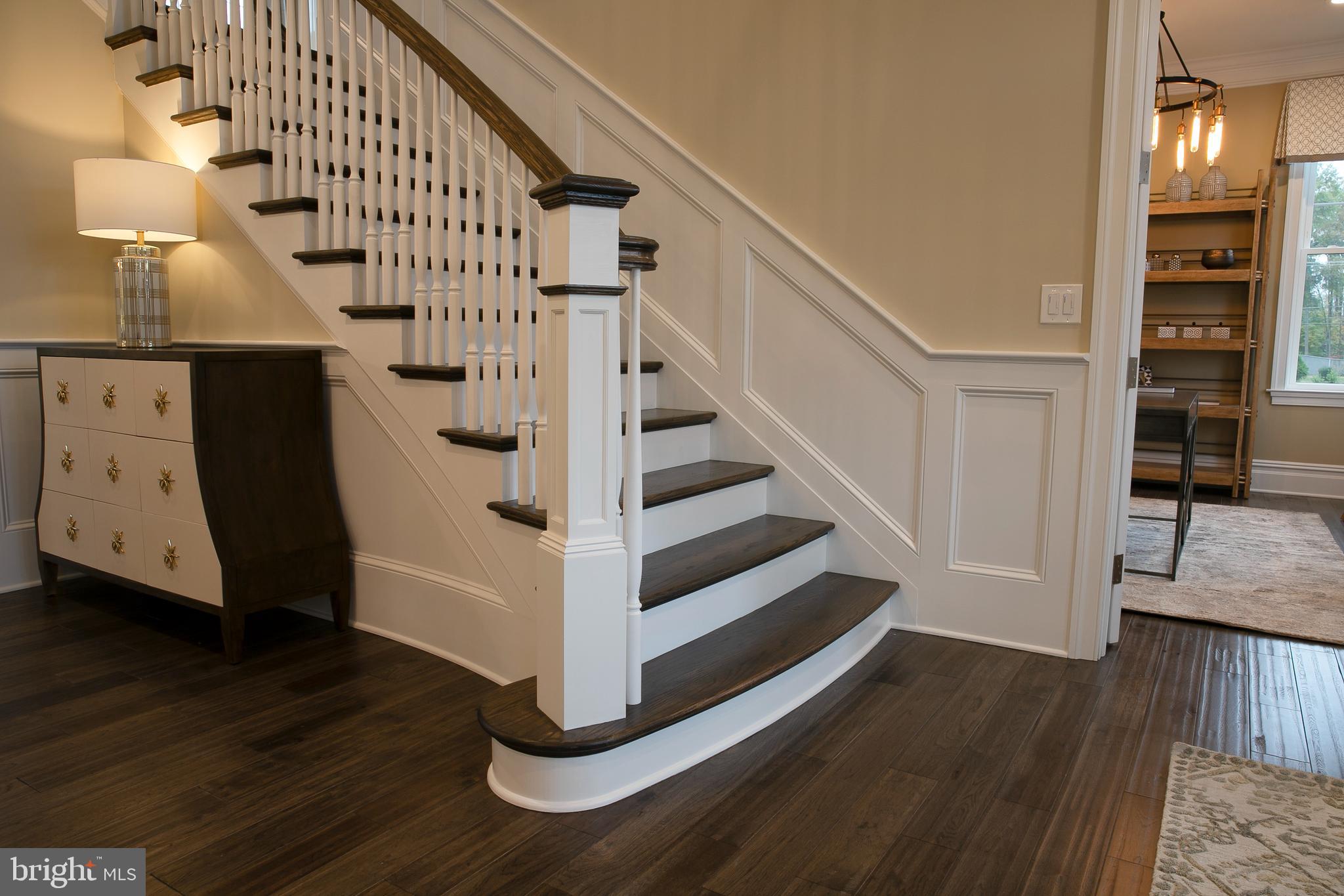 MAKEFIELD MEADOWS - Residential