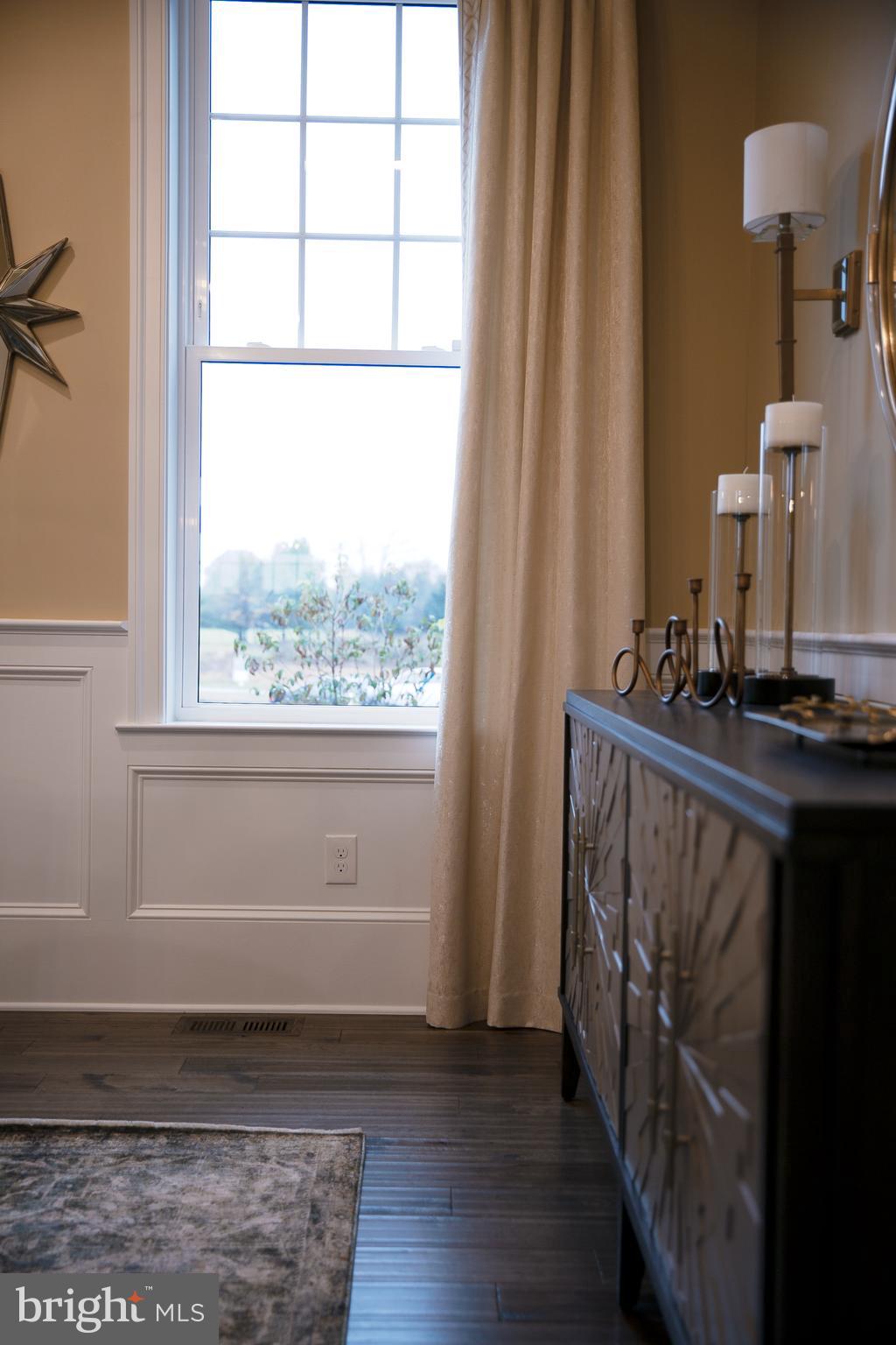 MAKEFIELD MEADOWS - Residential