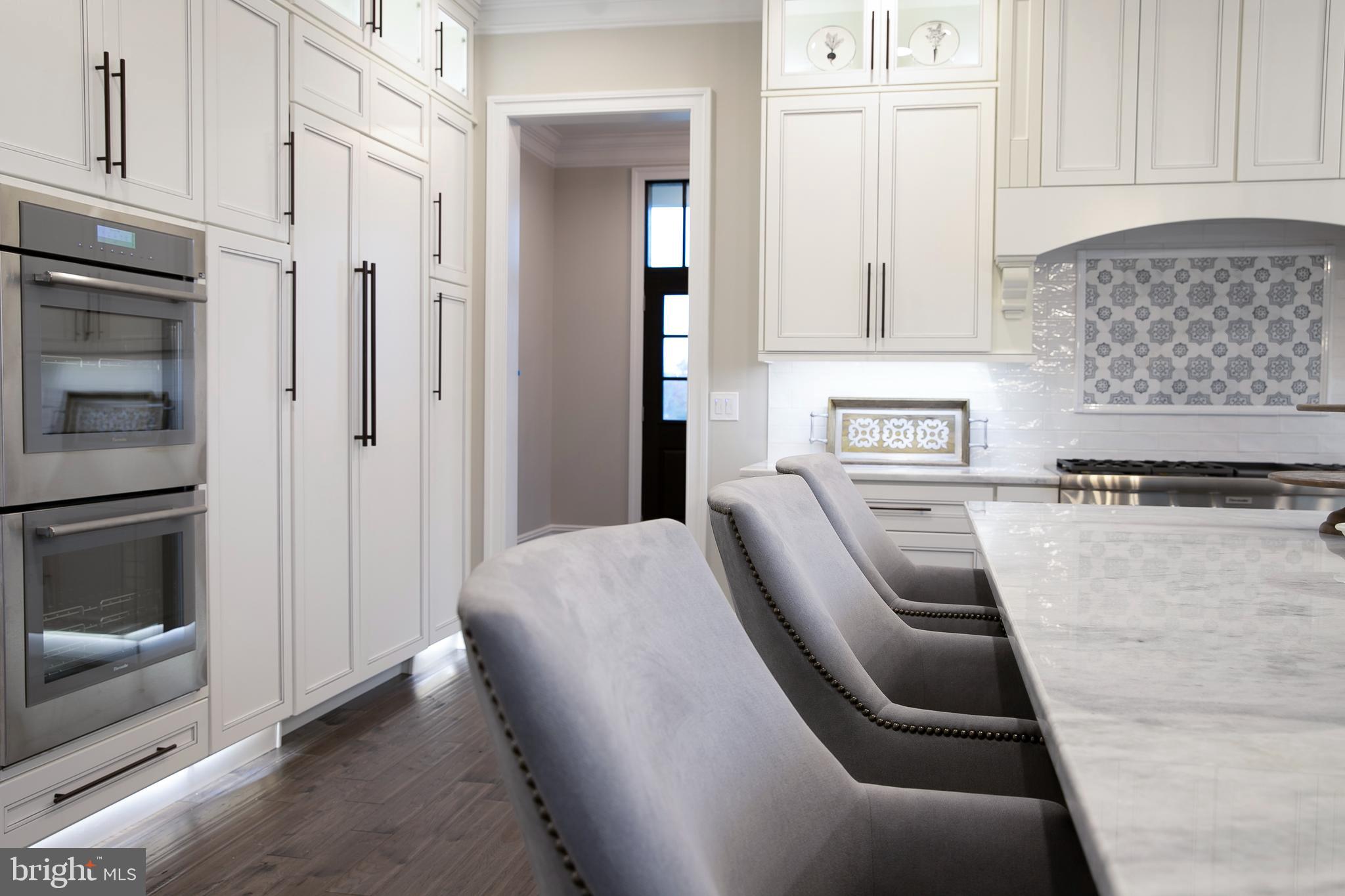 MAKEFIELD MEADOWS - Residential