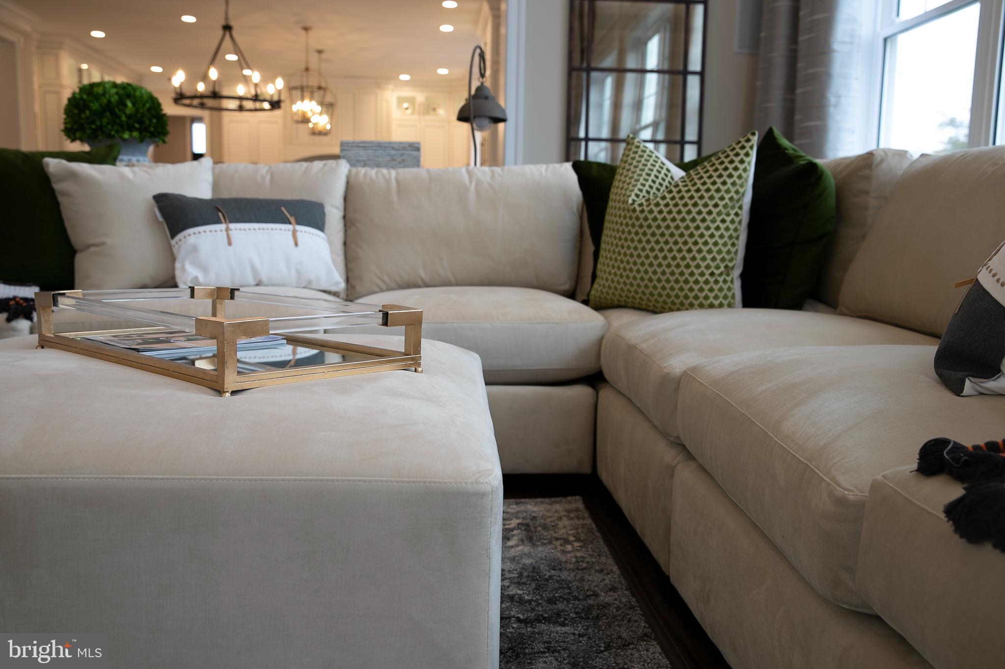 MAKEFIELD MEADOWS - Residential