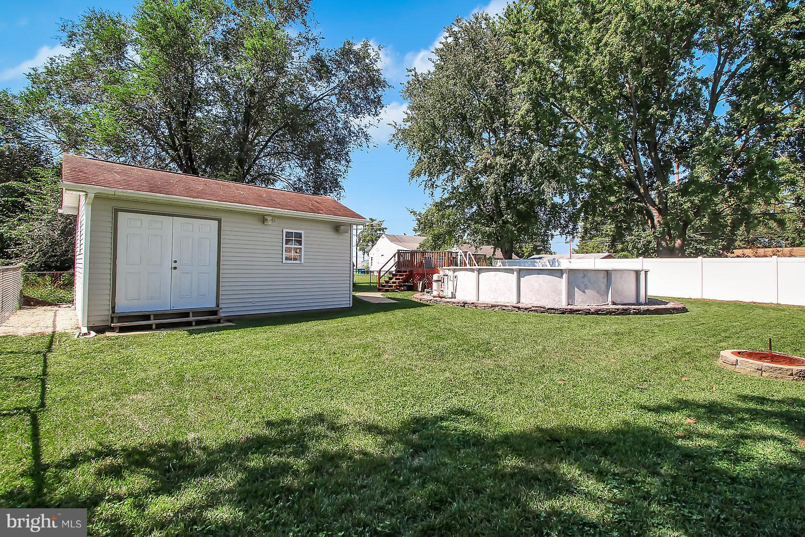 LYNDHURST - Residential