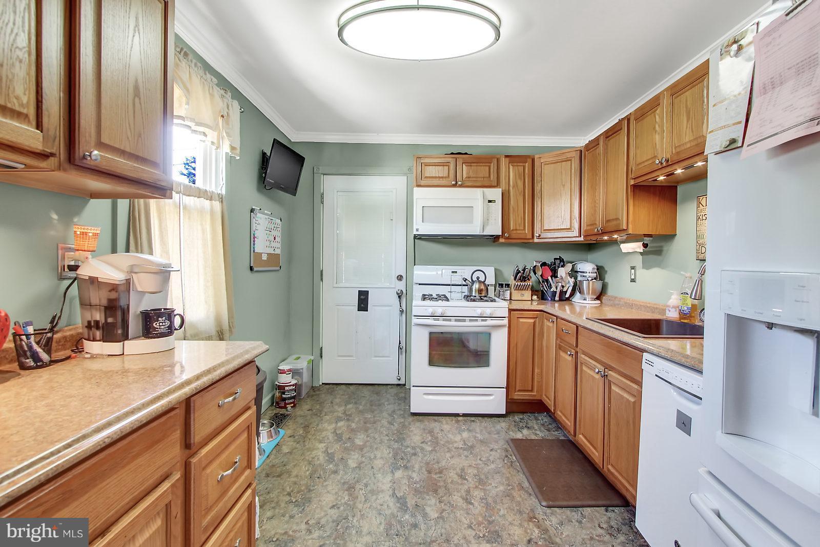 LYNDHURST - Residential