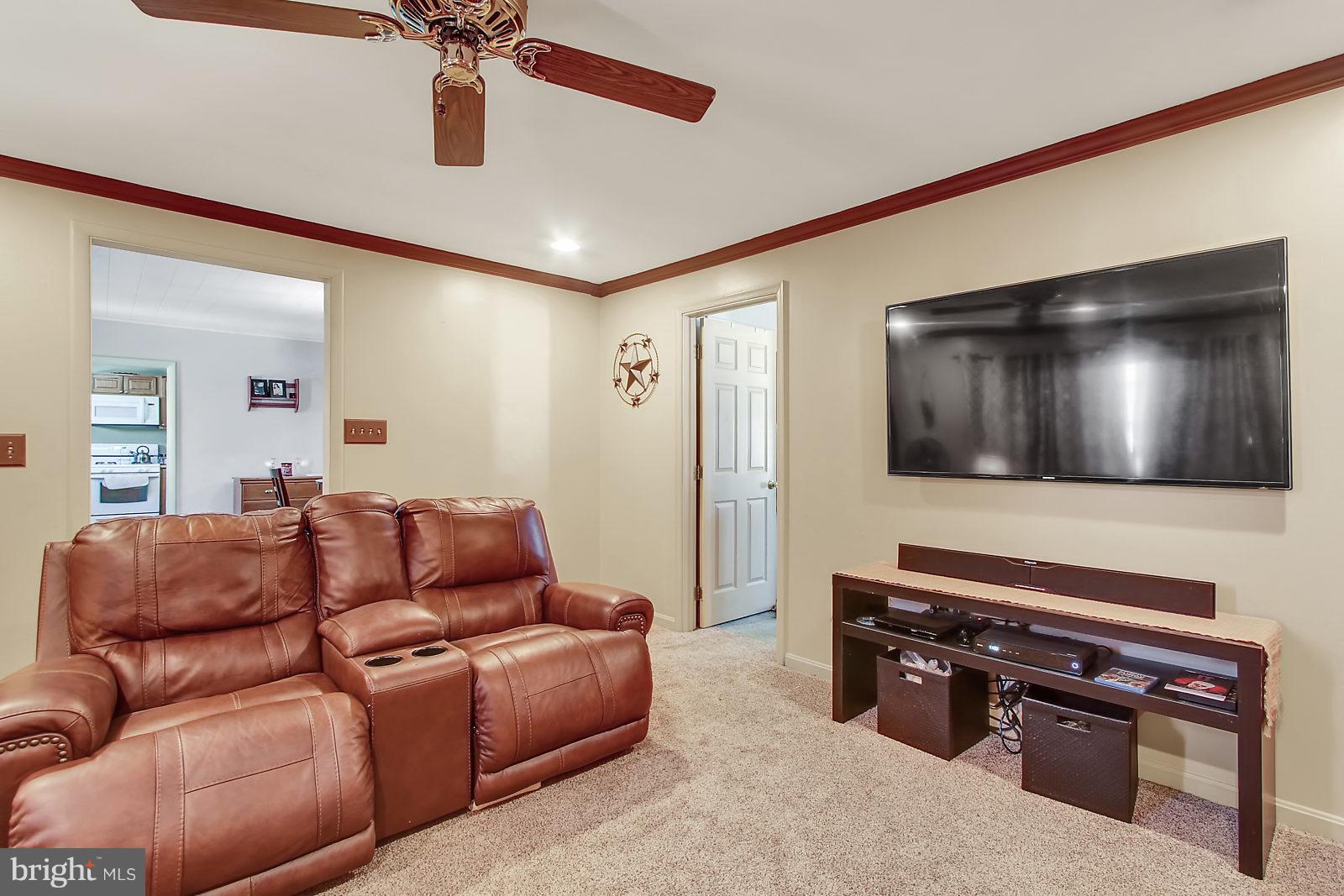 LYNDHURST - Residential