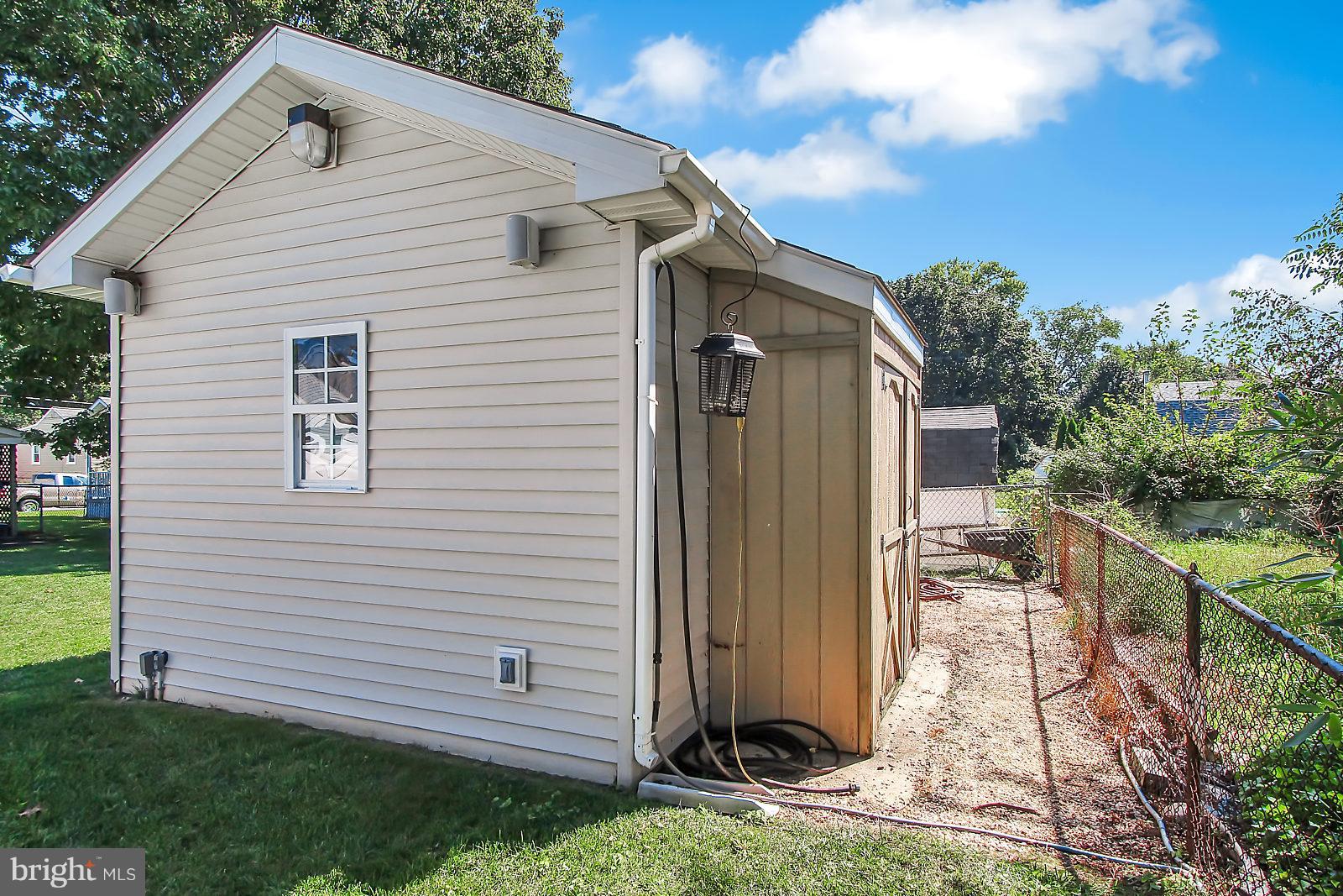 LYNDHURST - Residential