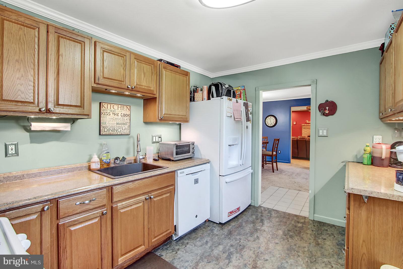 LYNDHURST - Residential