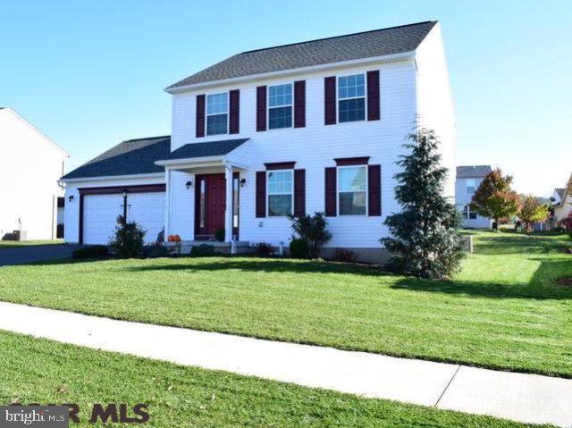 Four year old, 2-story home in the very desirable neighborhood, The Landings, complete with all GE upgraded stainless steel appliances and hardwood floors on most of main floor. Open kitchen floor plan with breakfast area with a central island. Upstairs offers a laundry room and spacious Master bedroom with walk-in closet and master bath. Lower level is insulated and ready to be finished for even more living space. Remaining time on 10 yr builder warranty will transfer to new owner at closing.