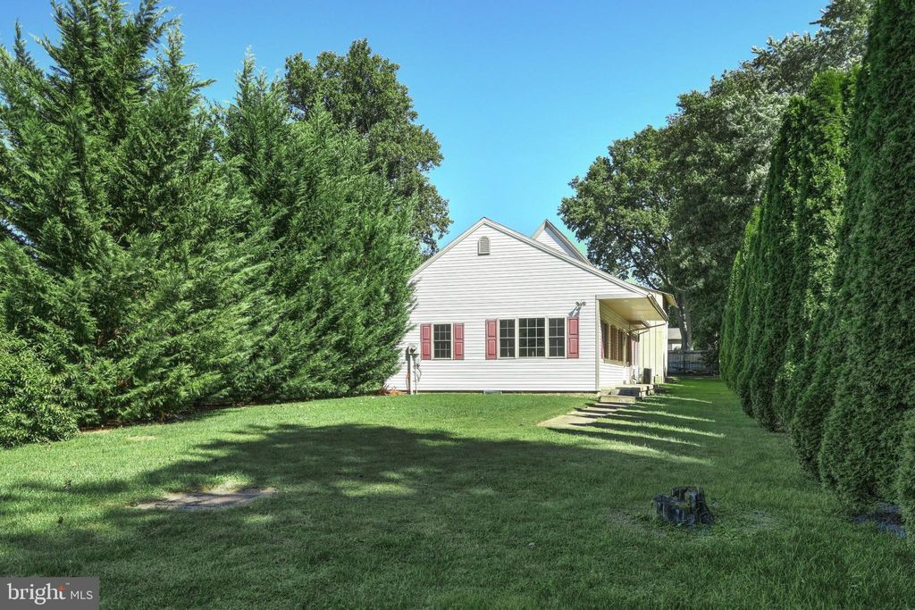 Photo of 615 S SIXTEENTH ST, COLUMBIA, PA 17512 (MLS # PALA2025350)