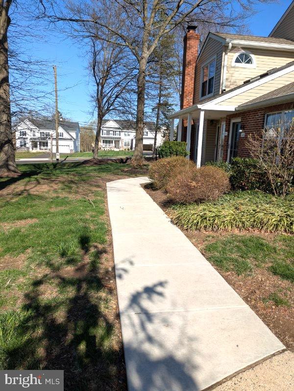 VILLAGE SHIRES - Residential Lease