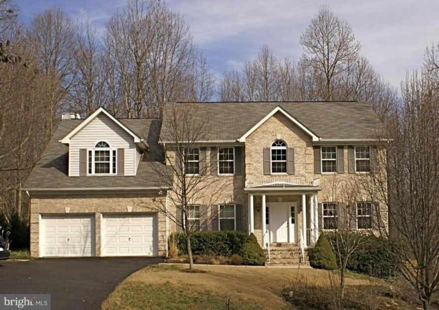Easy commute to DC., Annapolis & Military Bases. Relax & enjoy the pleasant surroundings & neighborhood w/tennis courts in Calvert County.Large back yard,screened-in porch w/romantic lighting,separate dining room & living room +a fully finished lower level 2/walk out awaits you. All of the bedrooms are nicely sized especially the master w/2 seating areas & private bath. 3 yr lease available.