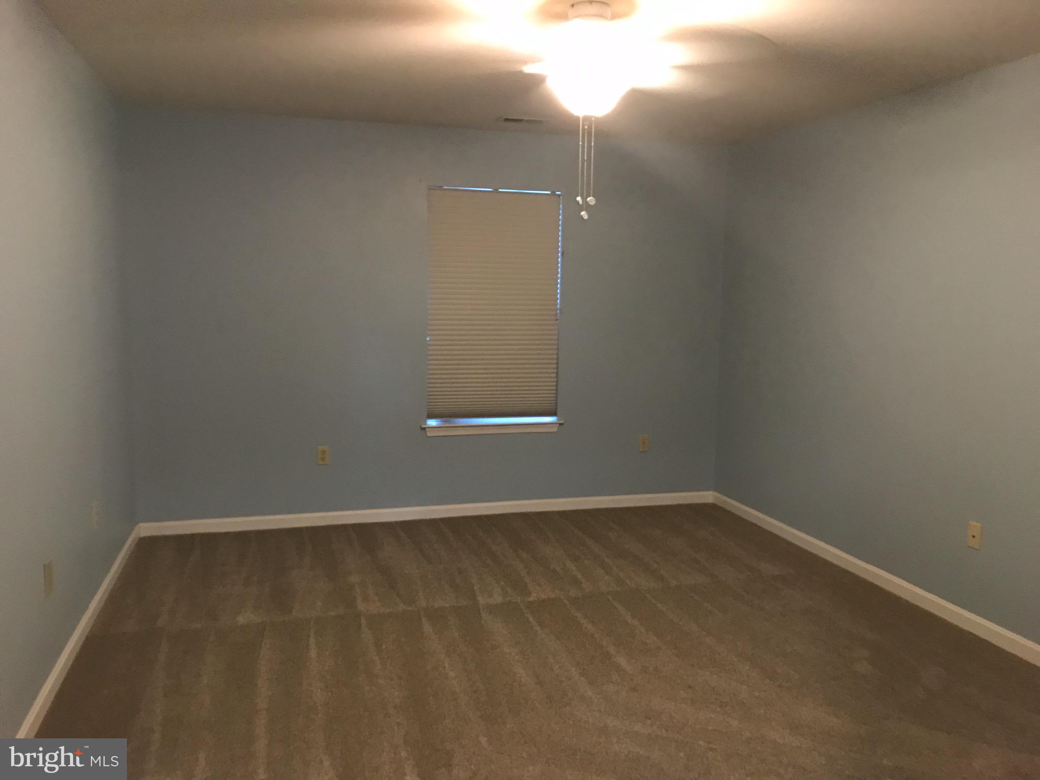 WHITE SANDS - Residential Lease