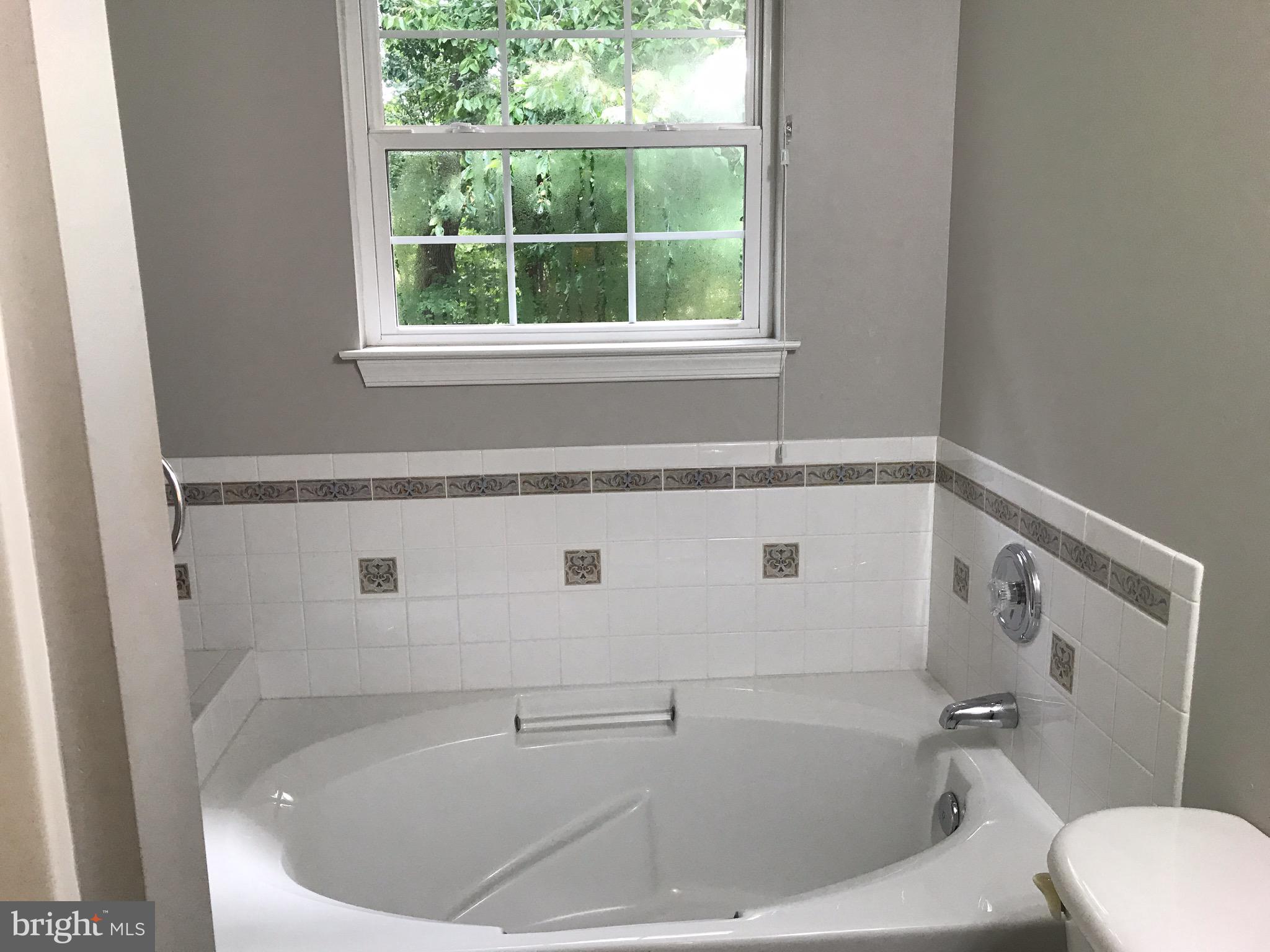 WHITE SANDS - Residential Lease