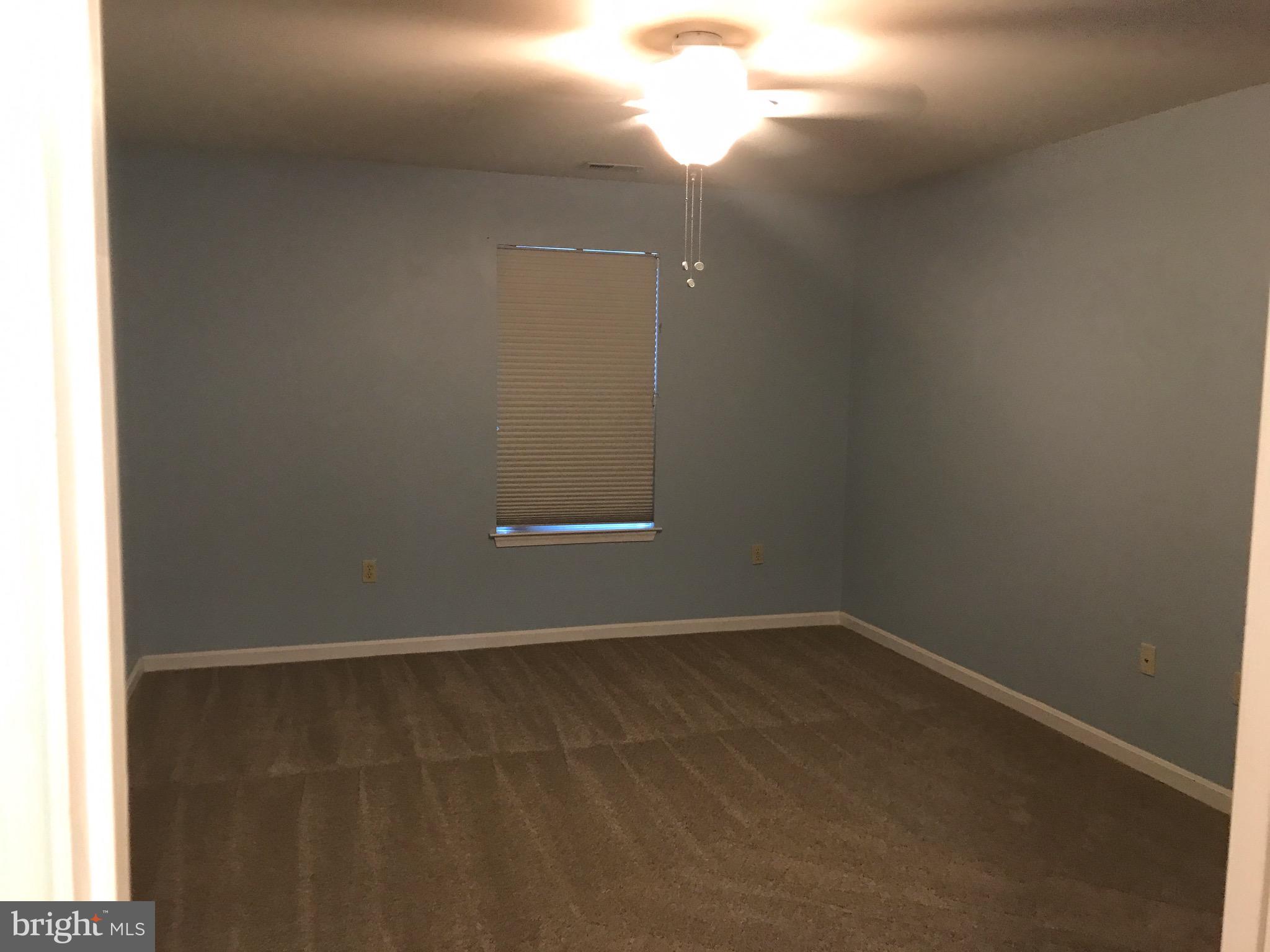 WHITE SANDS - Residential Lease