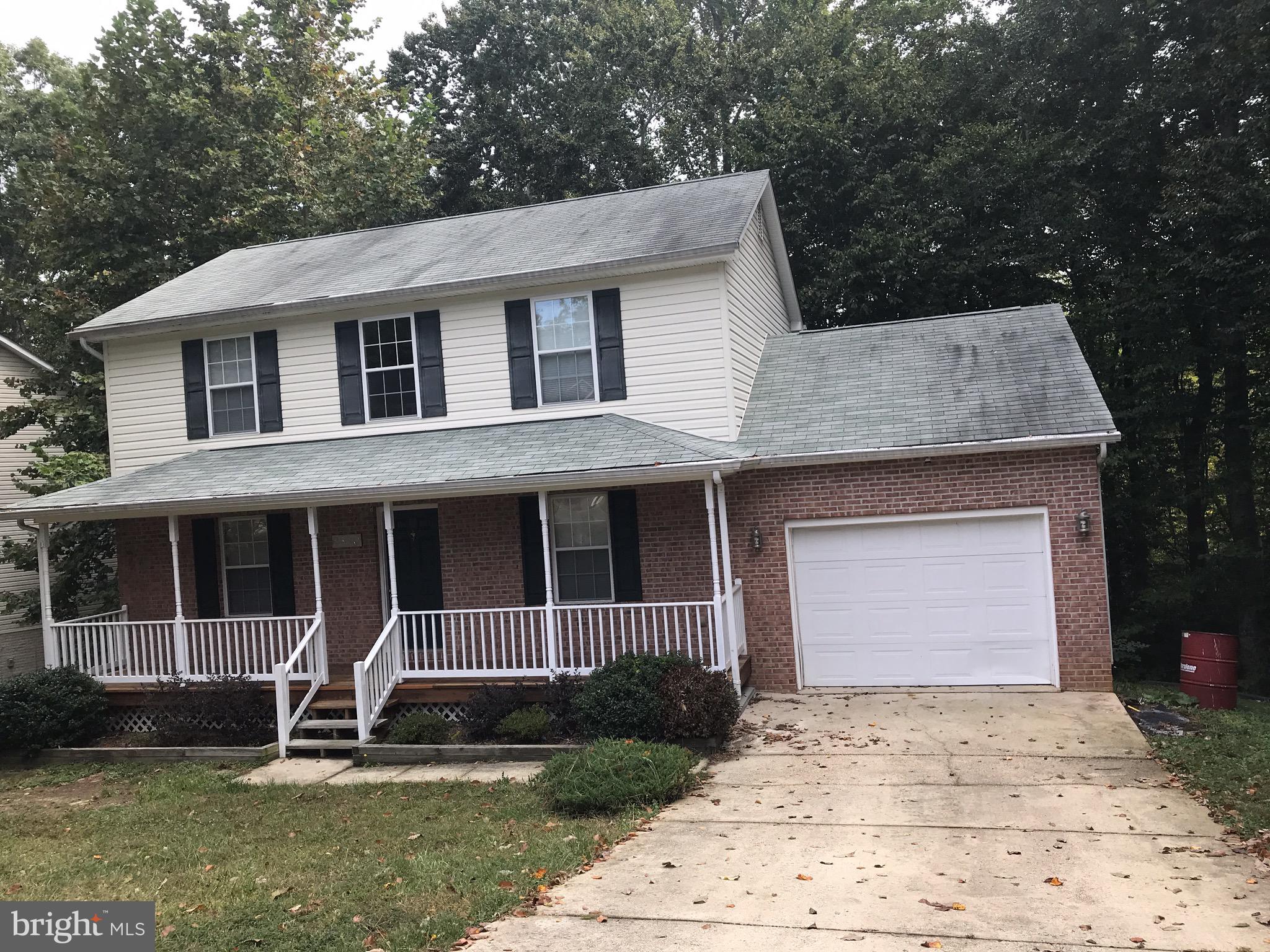 WHITE SANDS - Residential Lease